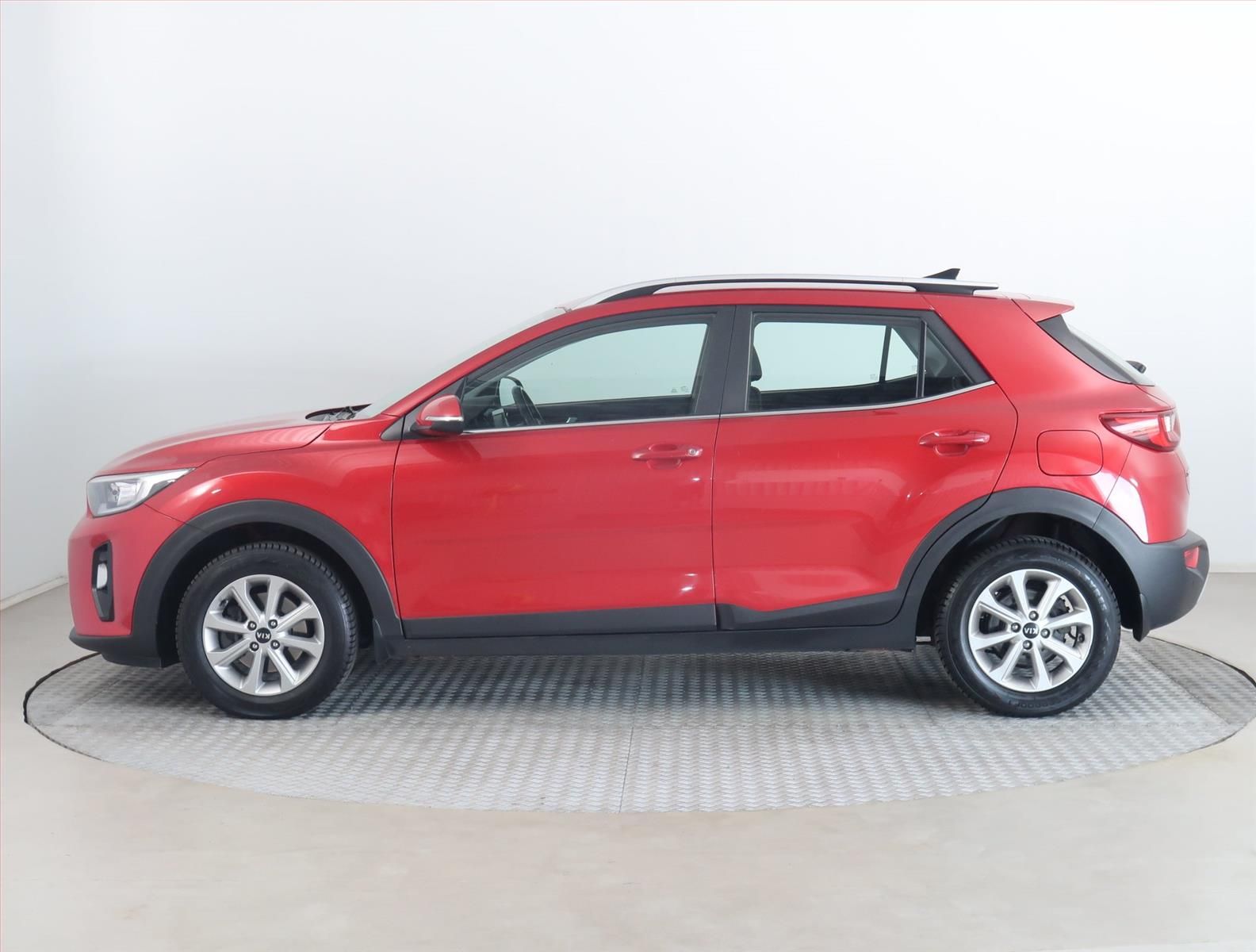 Kia Stonic, 1.4 CVVT, Serv.kniha, Navi - fotka 3