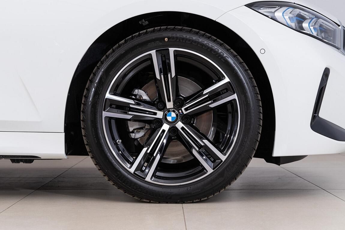 BMW Řada 3, řady 3 | 320d xDrive - fotka 6