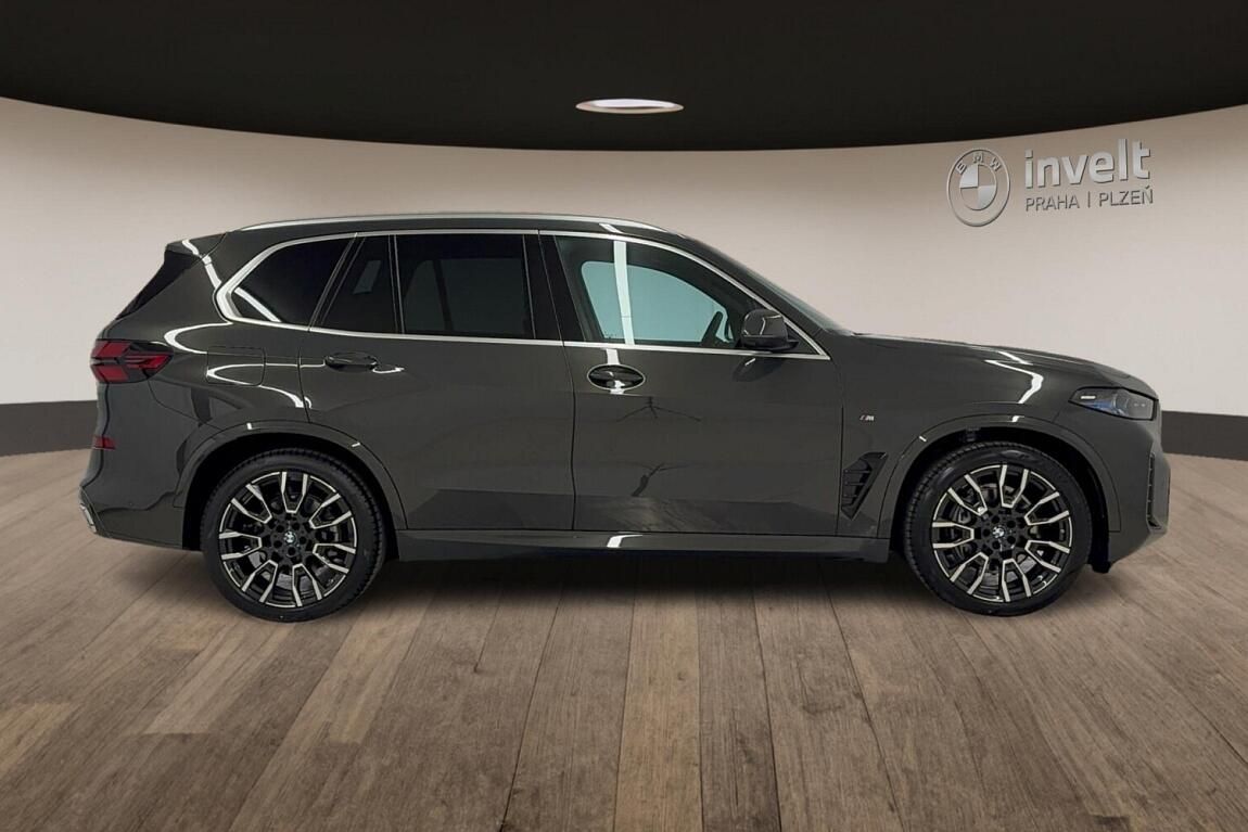 BMW X5, xDrive30d - fotka 2