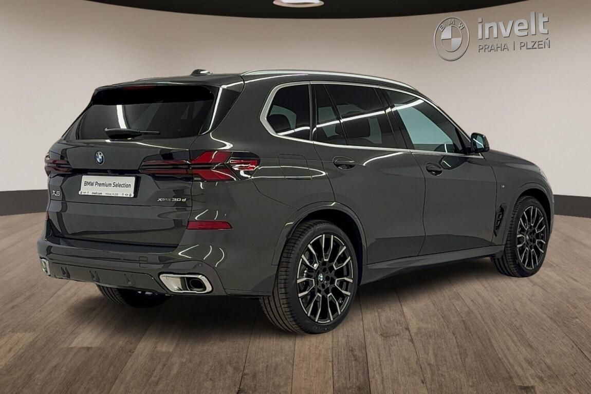 BMW X5, xDrive30d - fotka 3