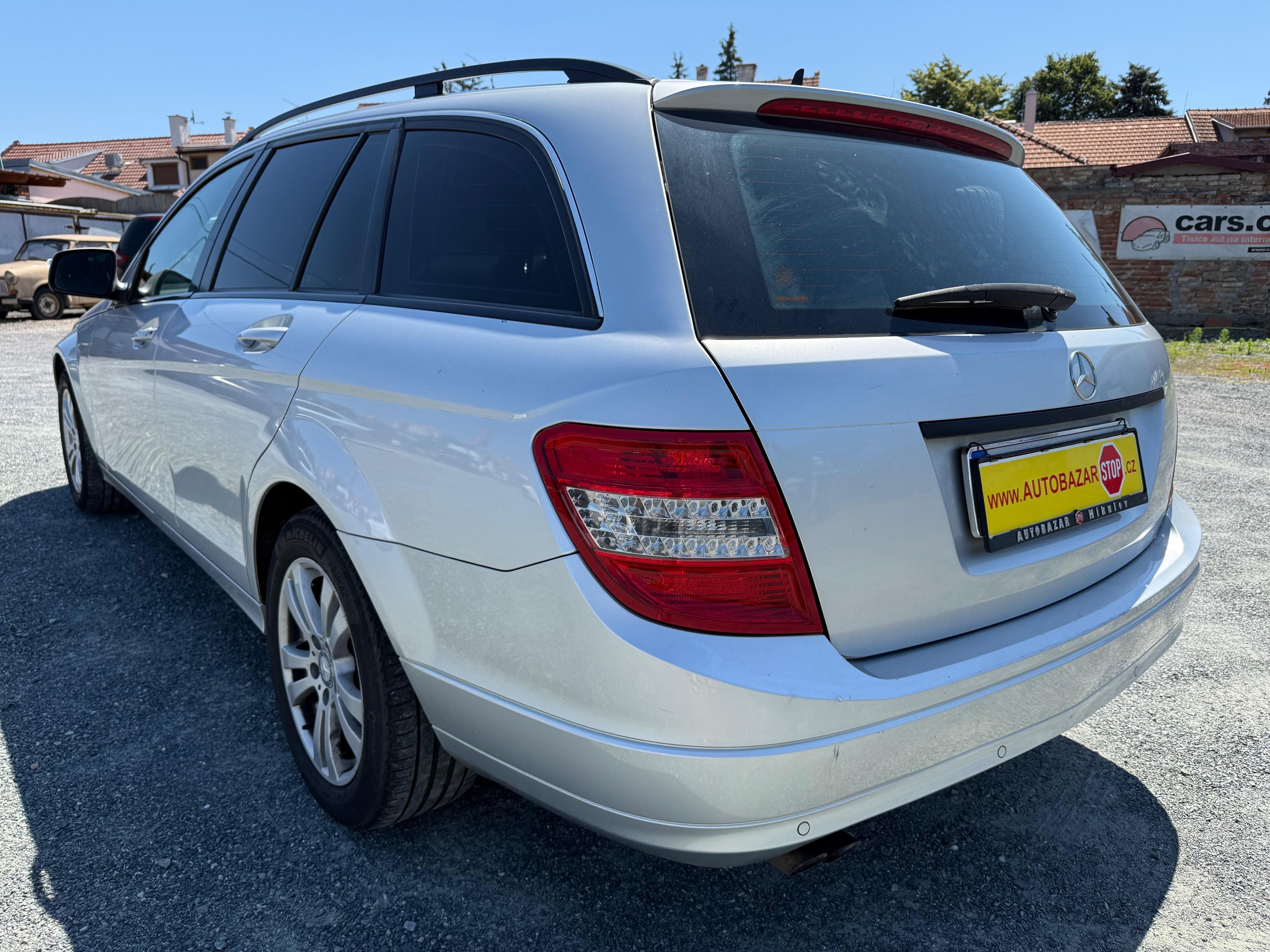 Mercedes-Benz Třídy C, 200 CDI - fotka 4
