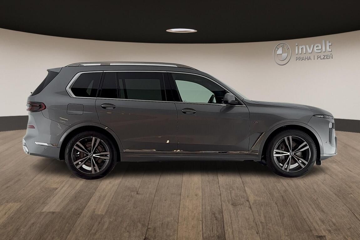 BMW X7, xDrive40d - fotka 2