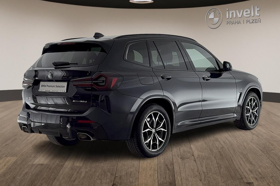 BMW X3, xDrive30d - fotka 3