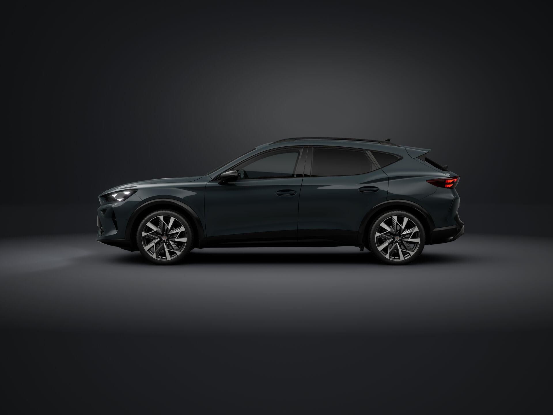Cupra Formentor, 1.5 eTSi / 110 kW - fotka 2