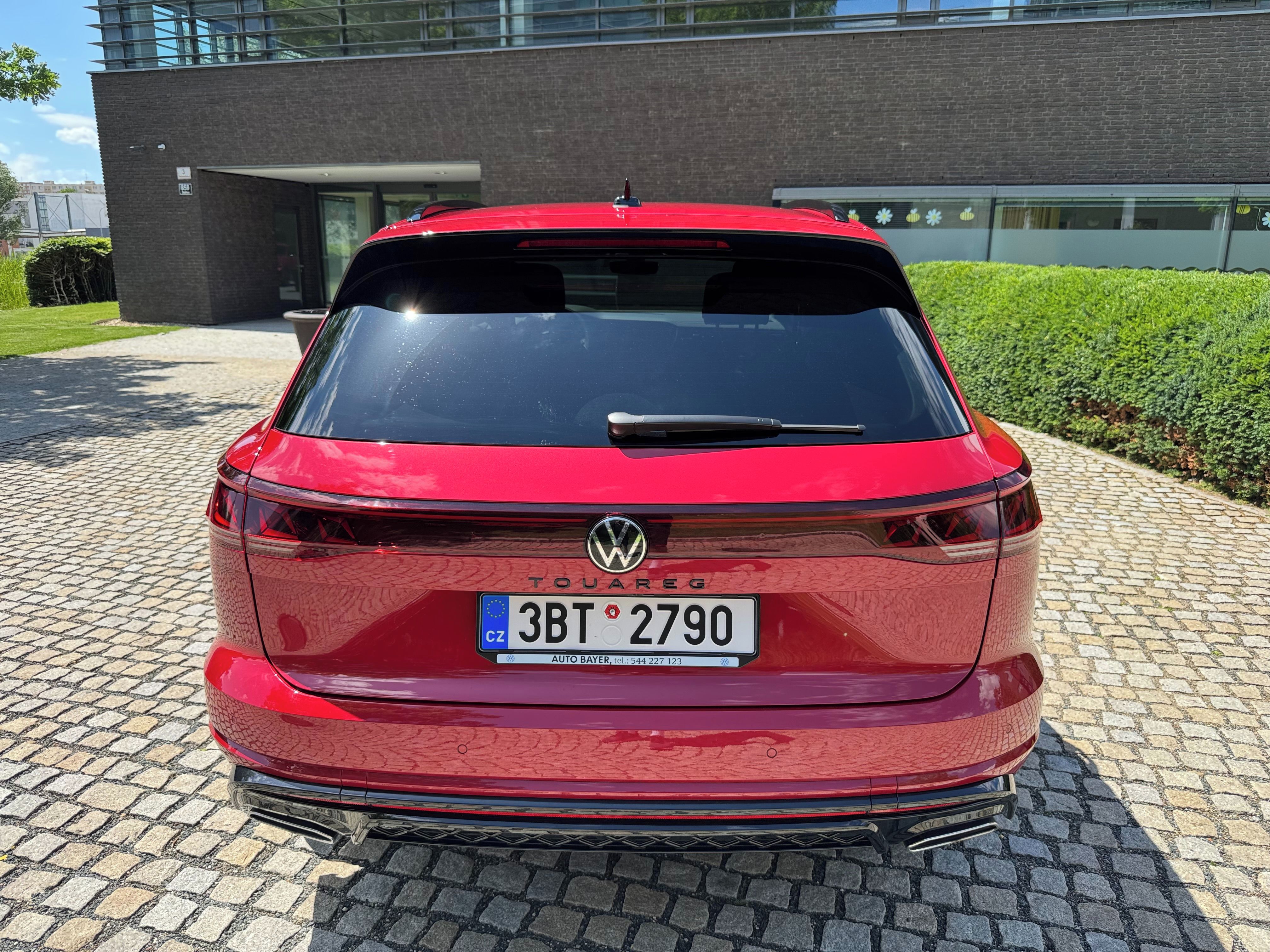 Volkswagen Touareg, 3.0 TDI, tažné,masáže, Webasto - fotka 6