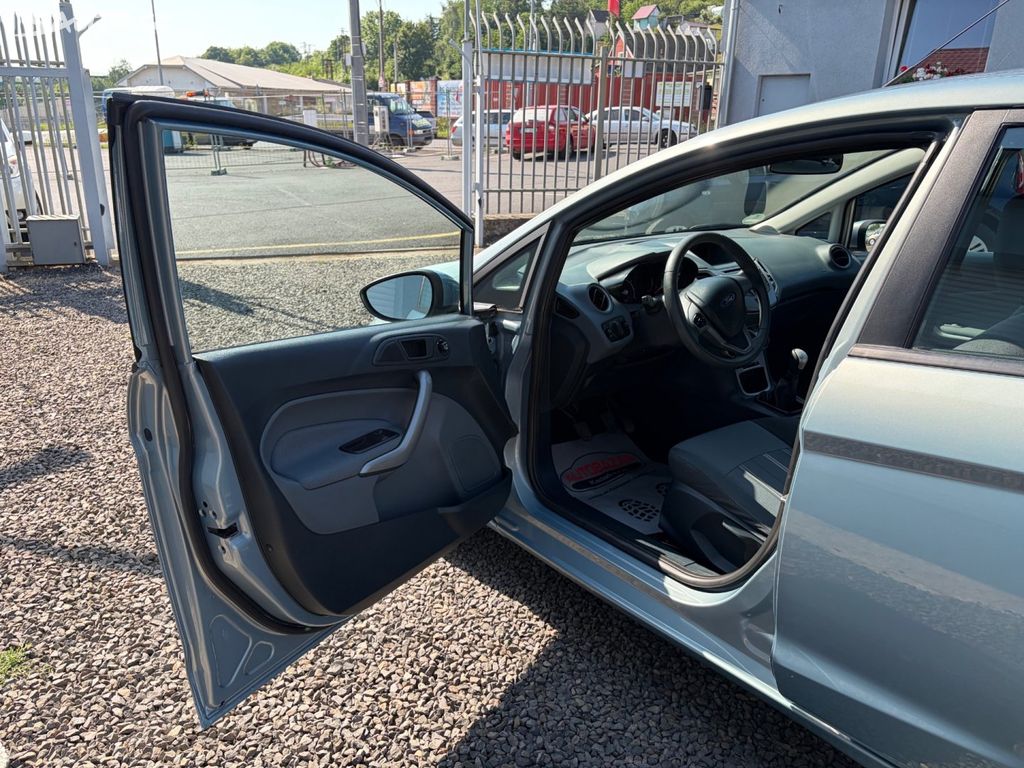 Ford Fiesta, 1,25, AC,JEN 78TIS KM,SERVISKA