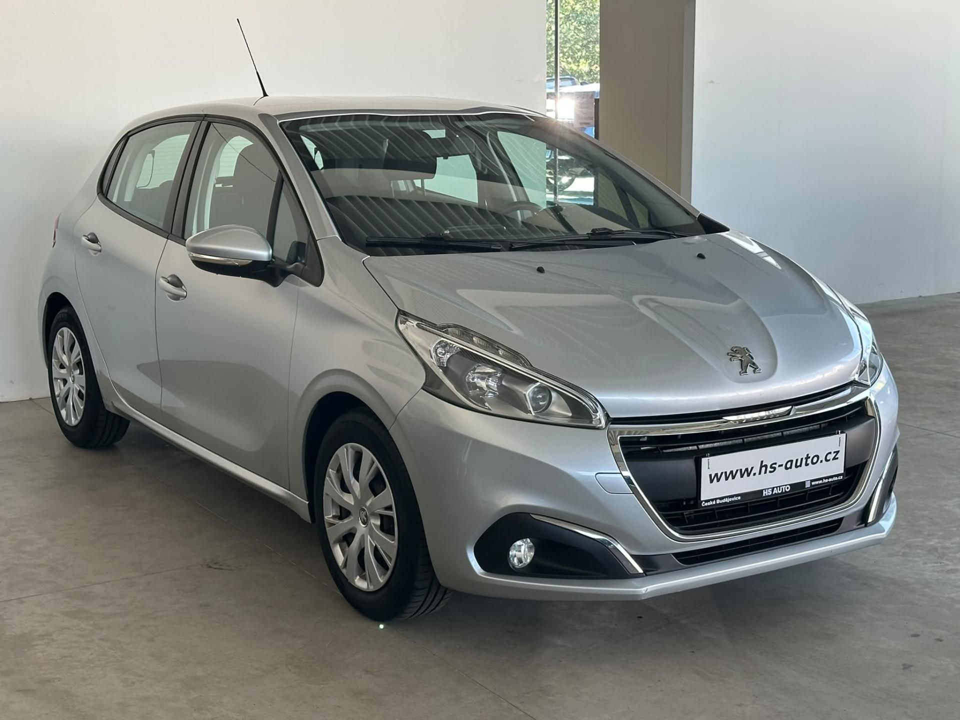 Peugeot 208, 1,2 Puretech, tempomat, ČR
