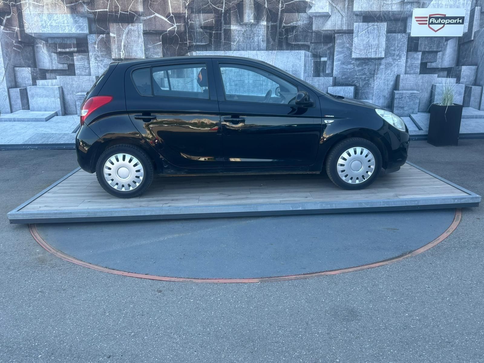 Hyundai i20, 1.2i, 57KW - fotka 5
