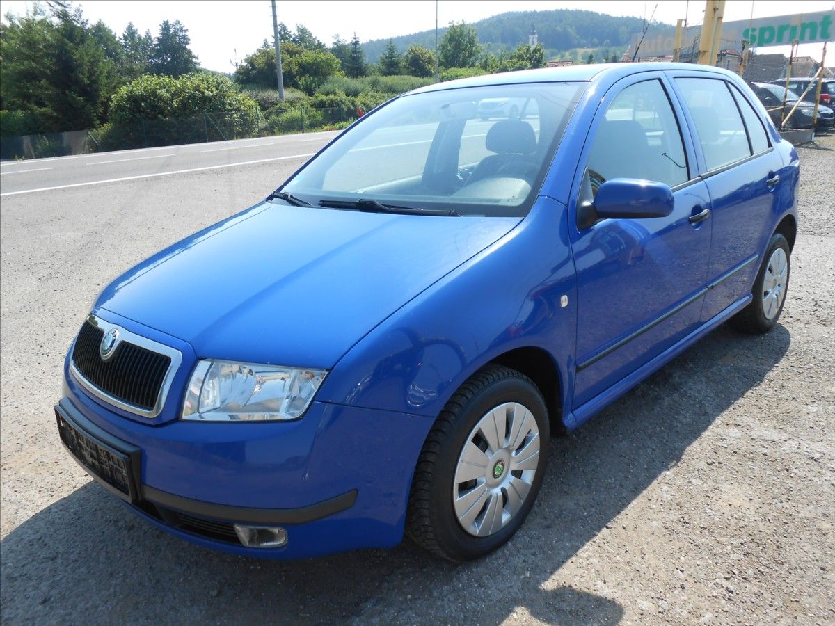Škoda Fabia, 1,4 i 16 V 55 kW Serviska - fotka 6