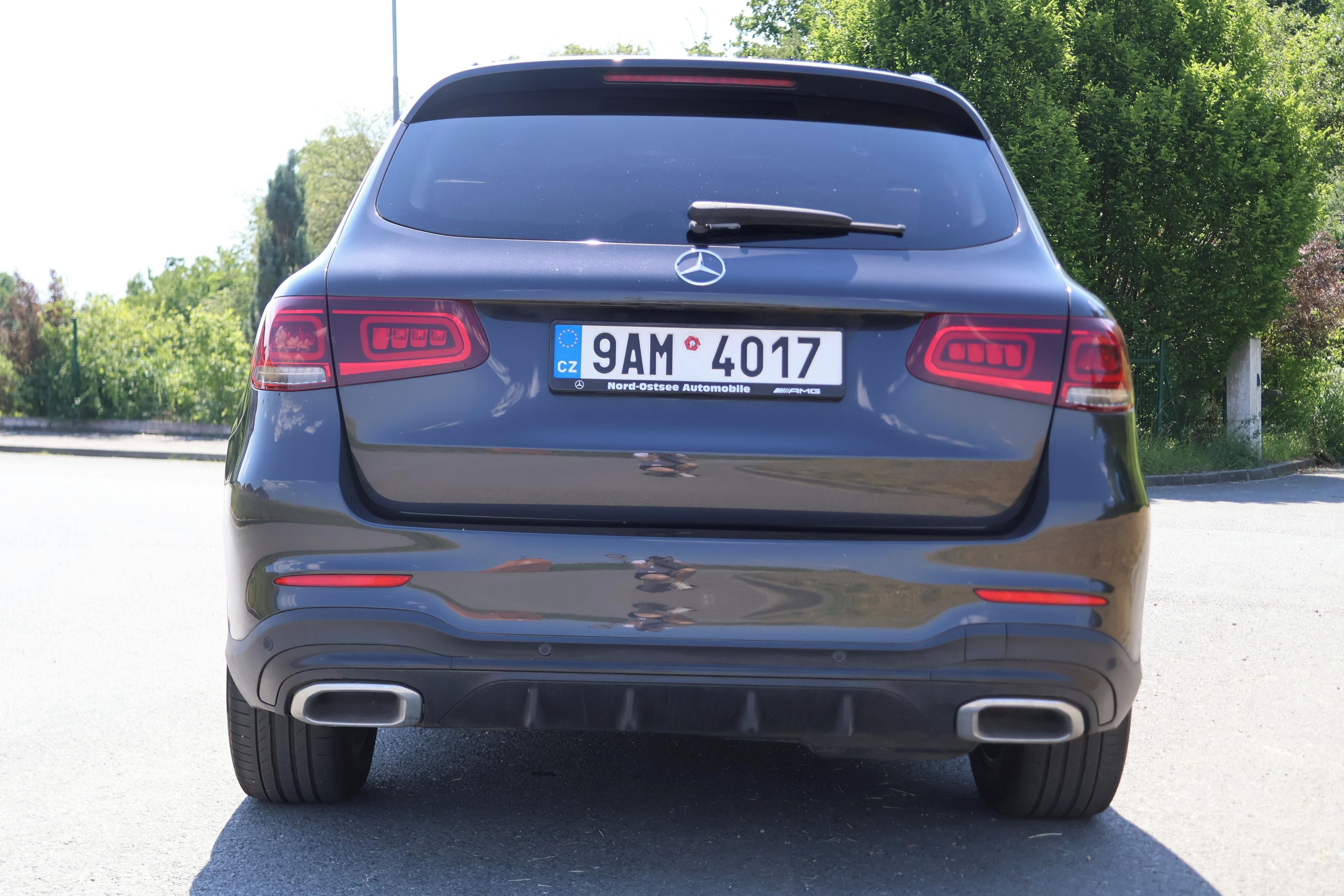 Mercedes-Benz GLC, 220d, 4matic, AMG paket - fotka 4