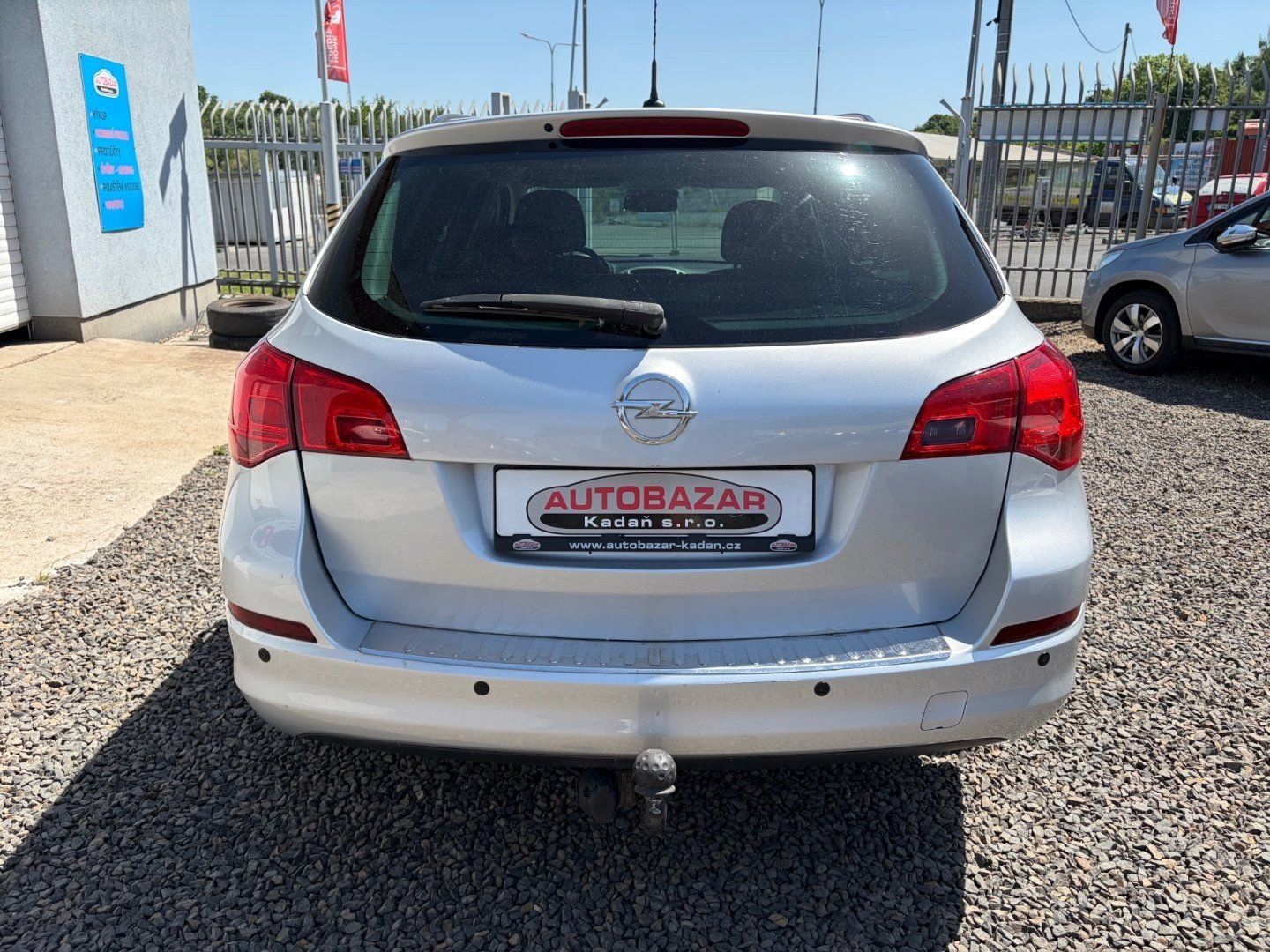 Opel Astra, J KOMBI 1,6 85kW, SERVISKA - fotka 4