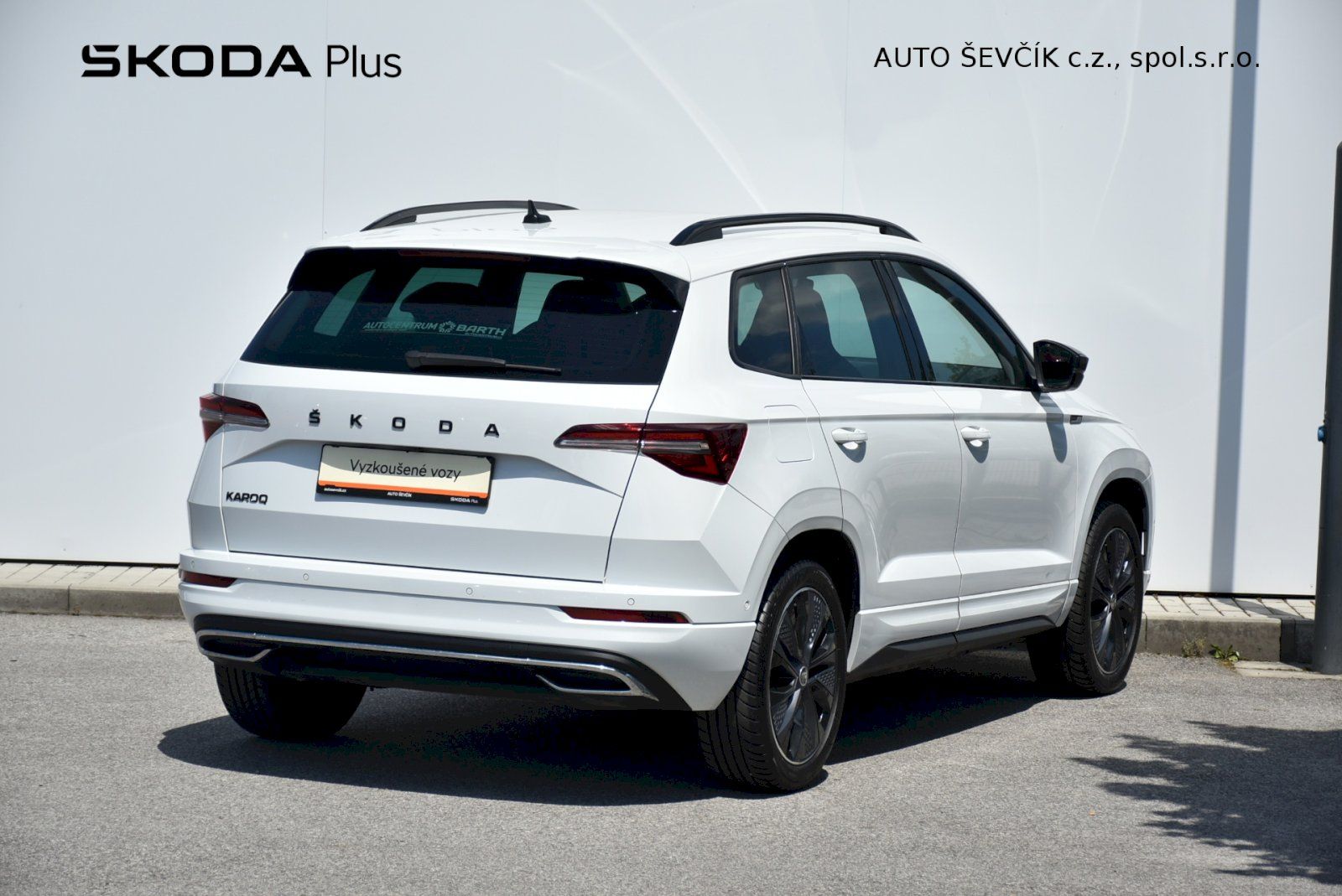 Škoda Karoq, Sportline Exclusive 1.5 TSI 11 - fotka 2
