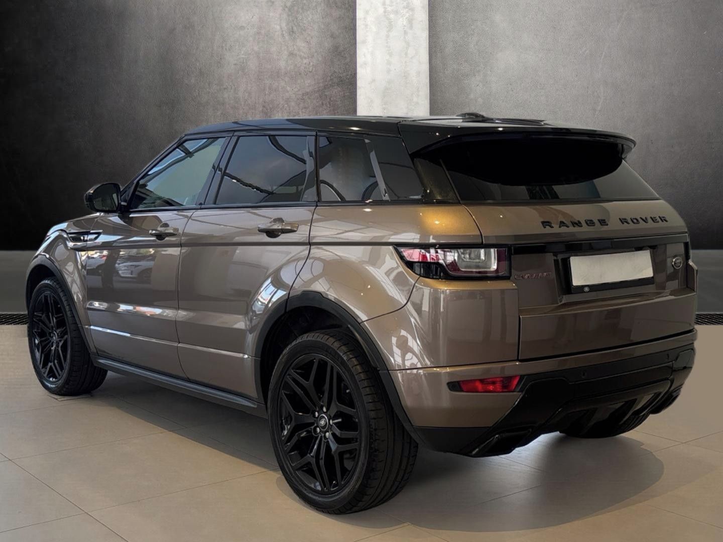 Land Rover Range Rover Evoque, SE 2.0TD4 - fotka 4