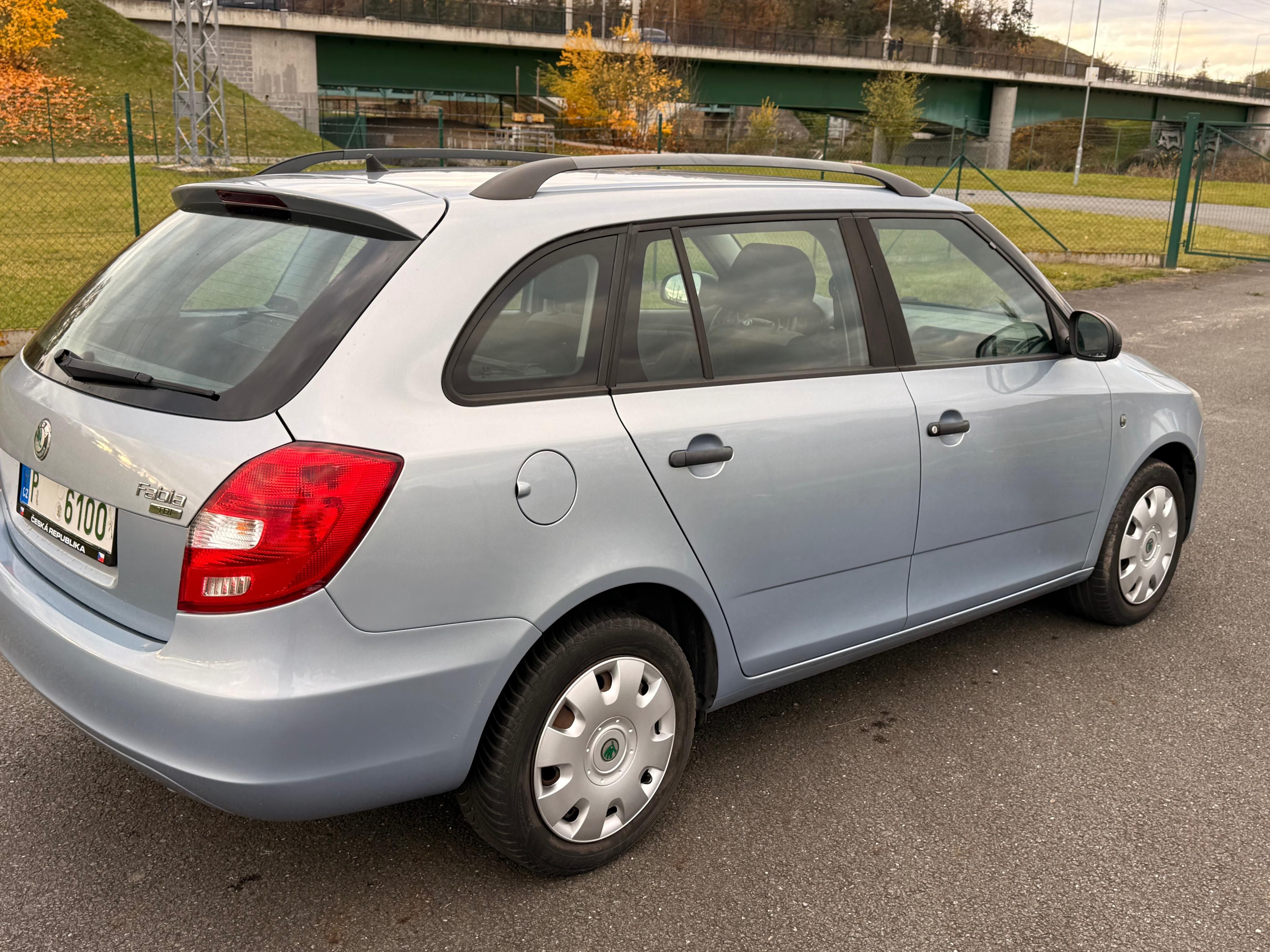 Škoda Fabia, COMBI FACELIFT 1.2TDI - fotka 4