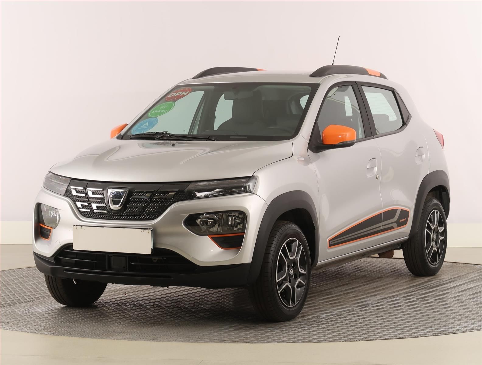 Dacia Spring, Electric 45 (27 kWh), SoH 91% - fotka 2