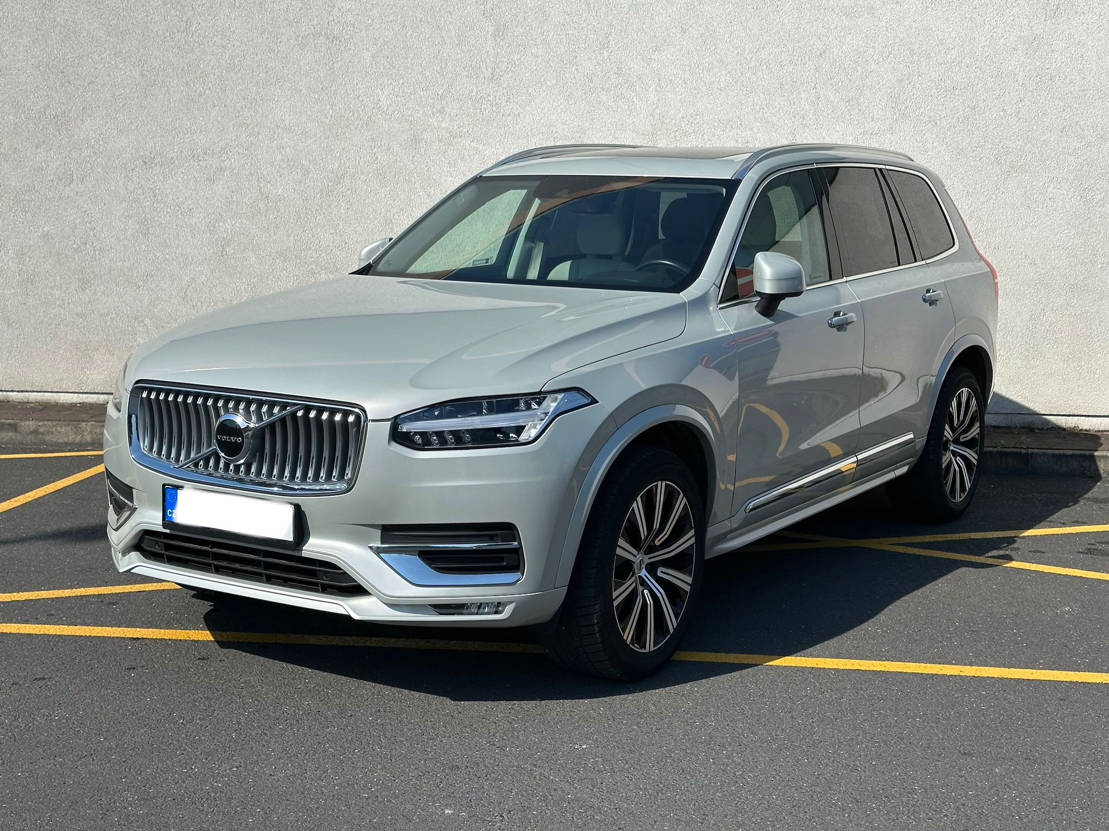 Volvo XC90, Inscri,1.maj.čr,DPH,tažné