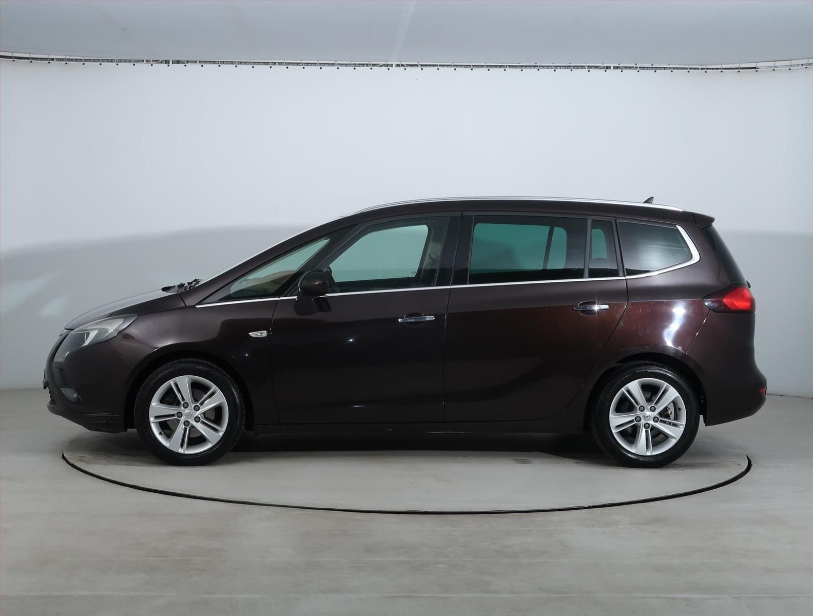 Opel Zafira, 1.4 Turbo, 7 míst, Navi - fotka 3