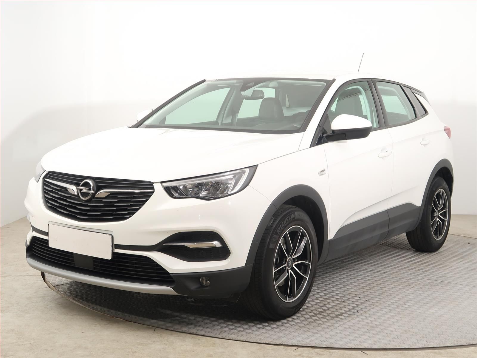 Opel Grandland X, 1.2 Turbo, Záruka, ČR,1.maj - fotka 2