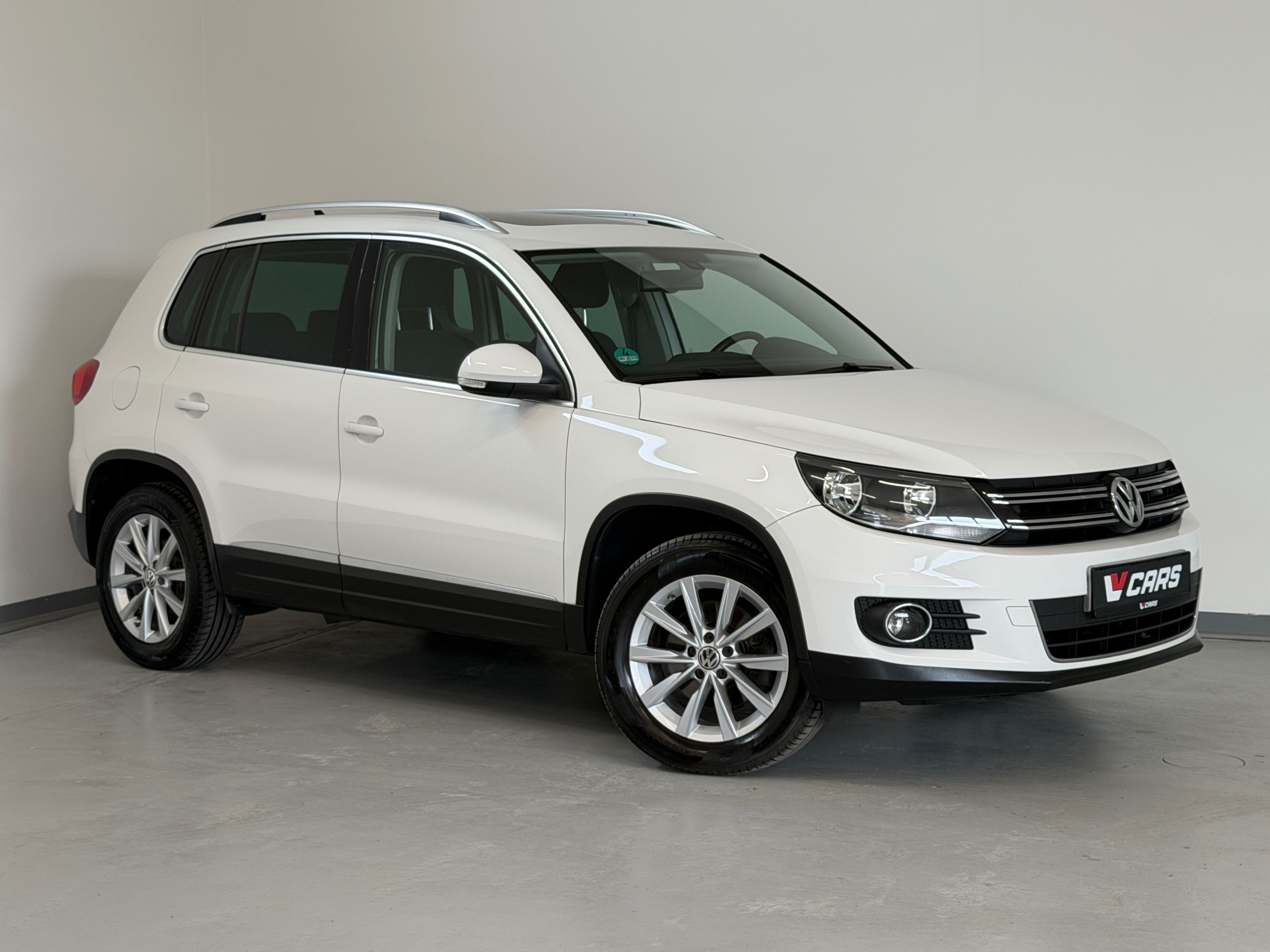 Volkswagen Tiguan, 1.4 TSI SPORT&STYLE *PANORAMA* - fotka 3
