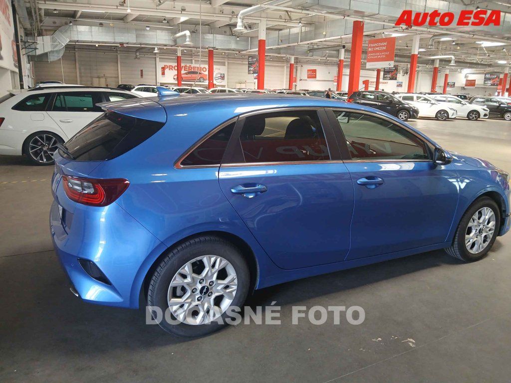 Kia Cee´d, 1.5 T- GDI,ČR,servis.kniha