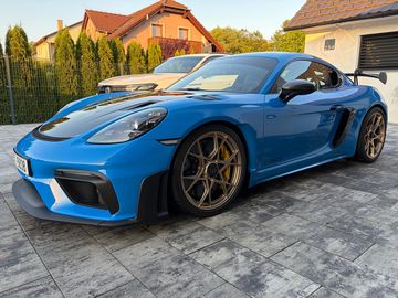 GT4 RS