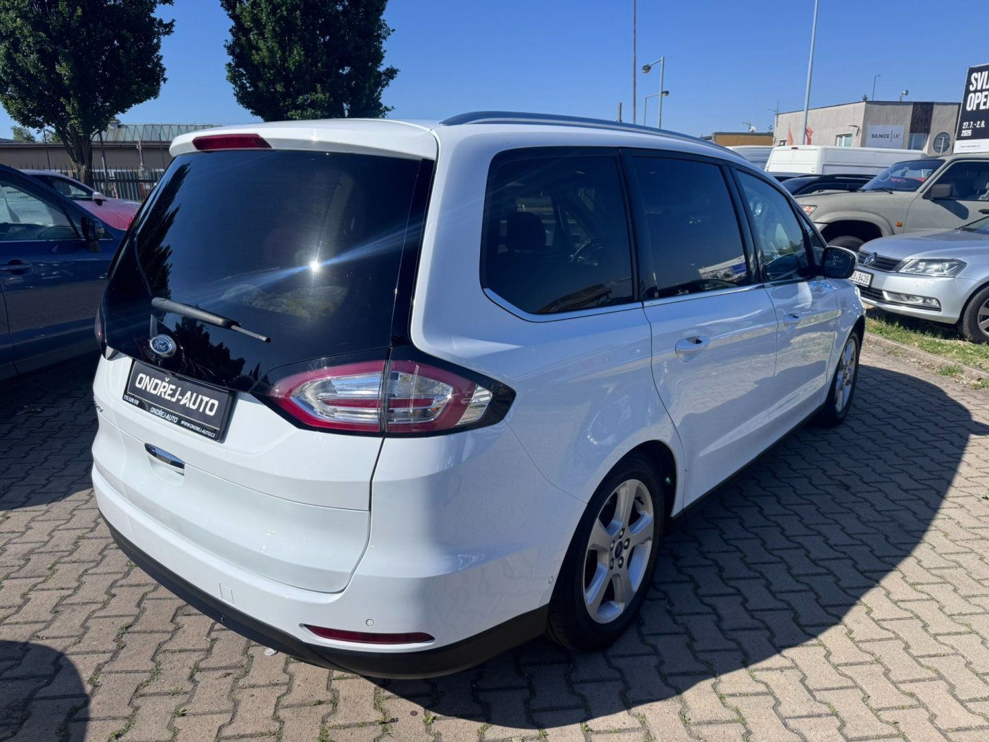 Ford Galaxy, 2,0 TDCI 132KW 1. MAJ TITAN 7X - fotka 5