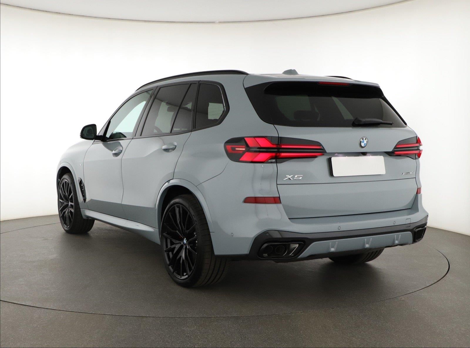 BMW X5, xDrive40i, M PAKET, DPH - fotka 3