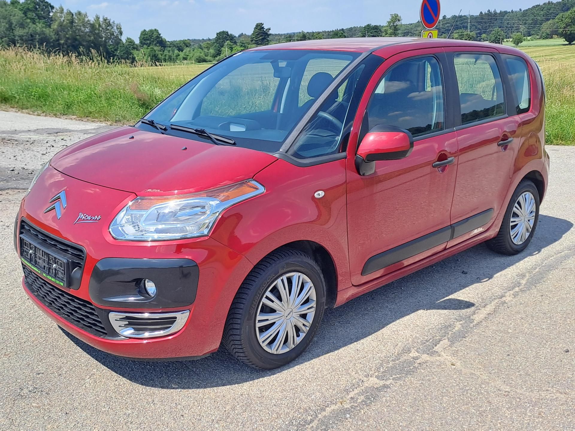 Citroën C3 Picasso, 1.4 SERVISOVÁNO PĚKNÝ STAV