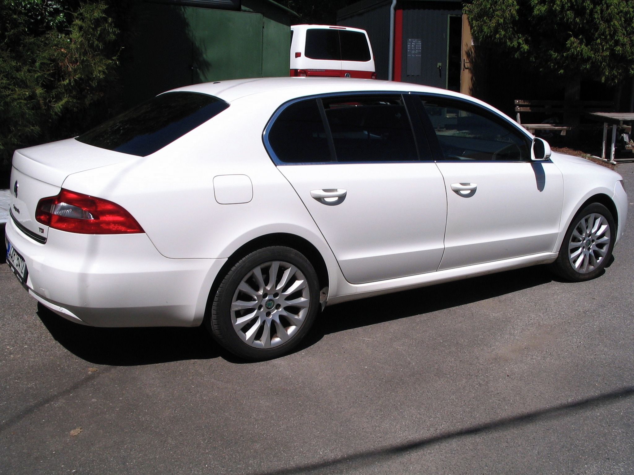 Škoda Superb, Škoda Superb 2,0 TDI
