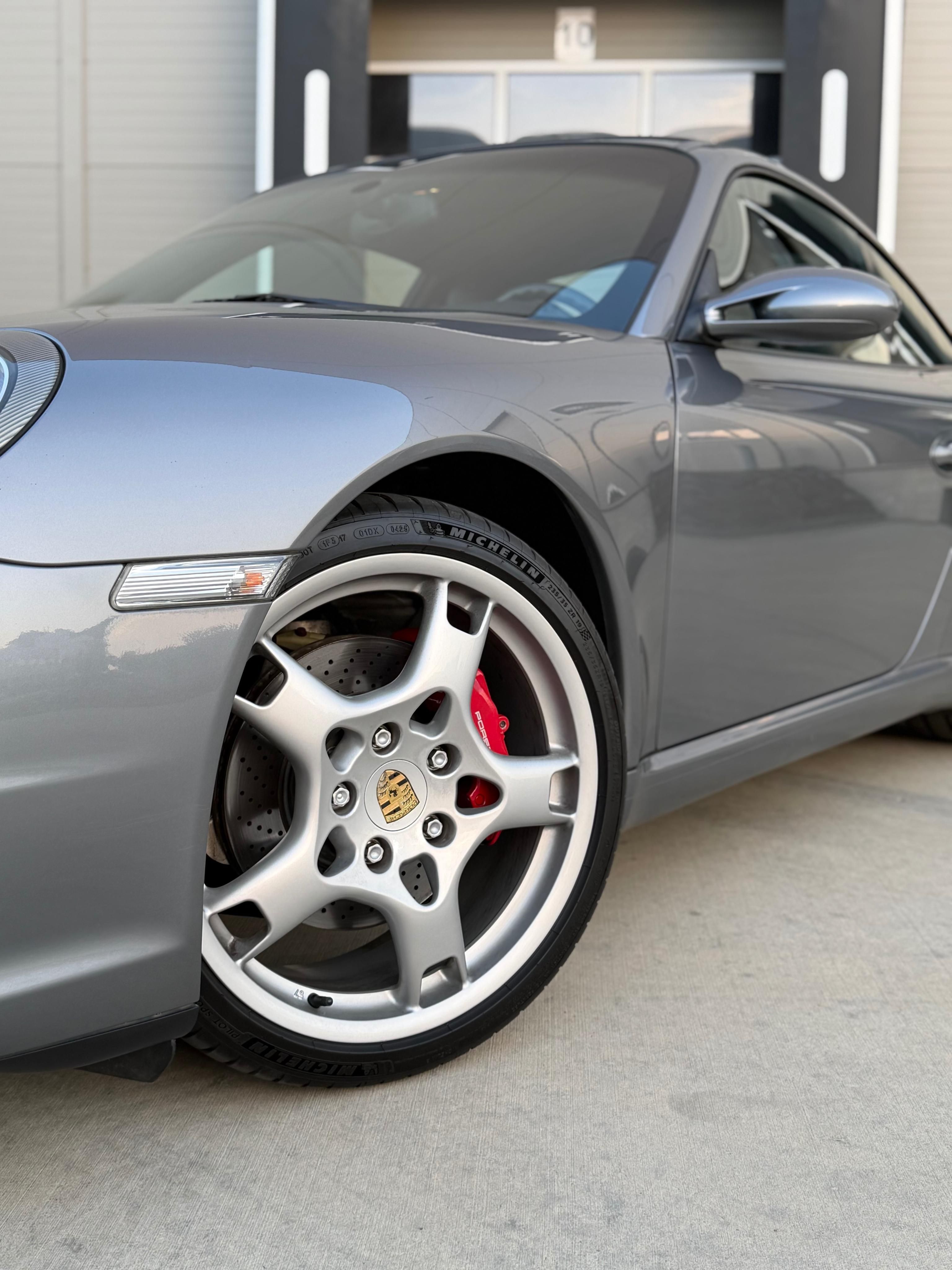 Porsche 911, Carrera S 997.1 - fotka 3