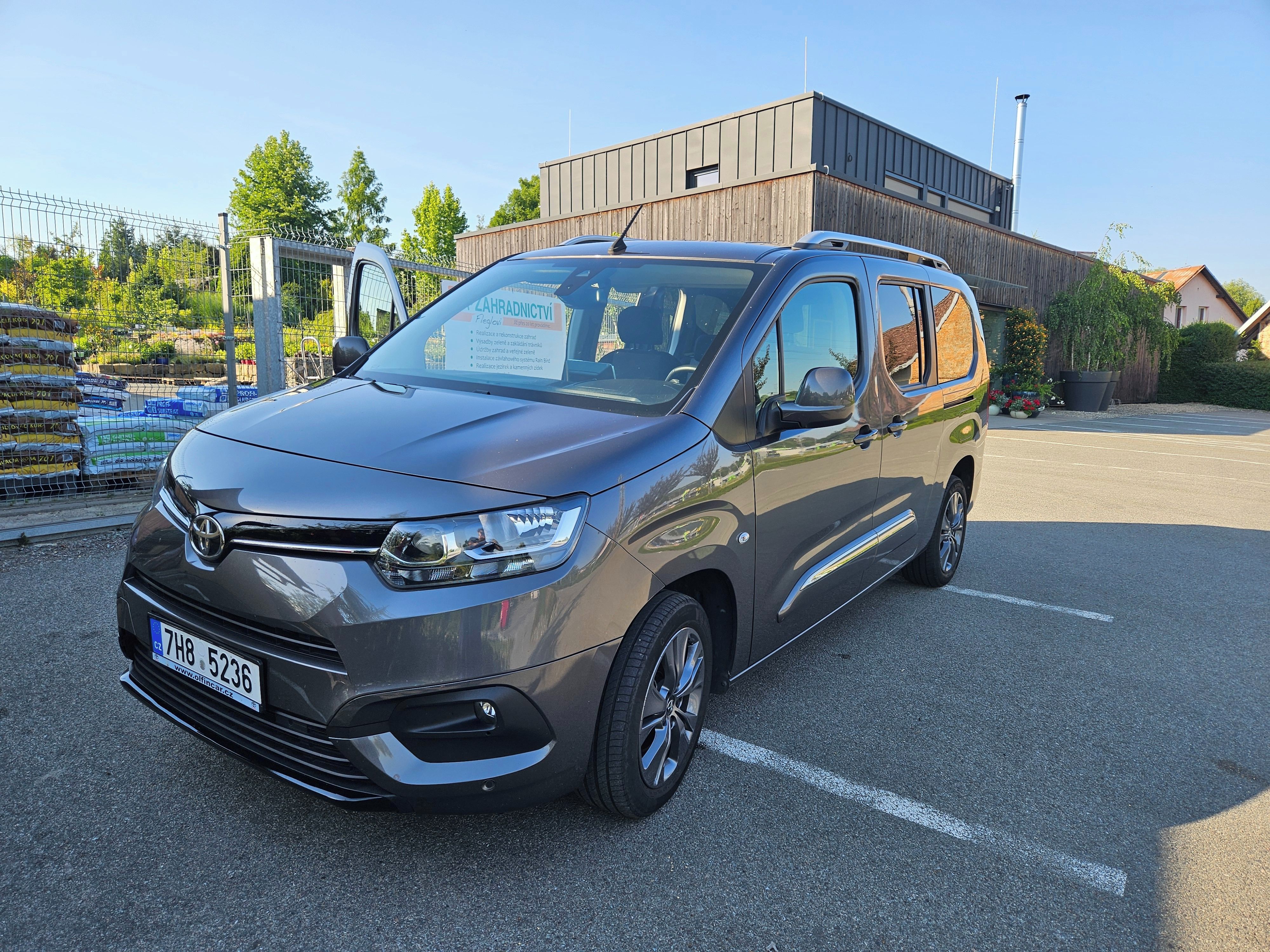 Toyota Proace City Verso, 1,2 T, Long 7 míst v záruce - fotka 5