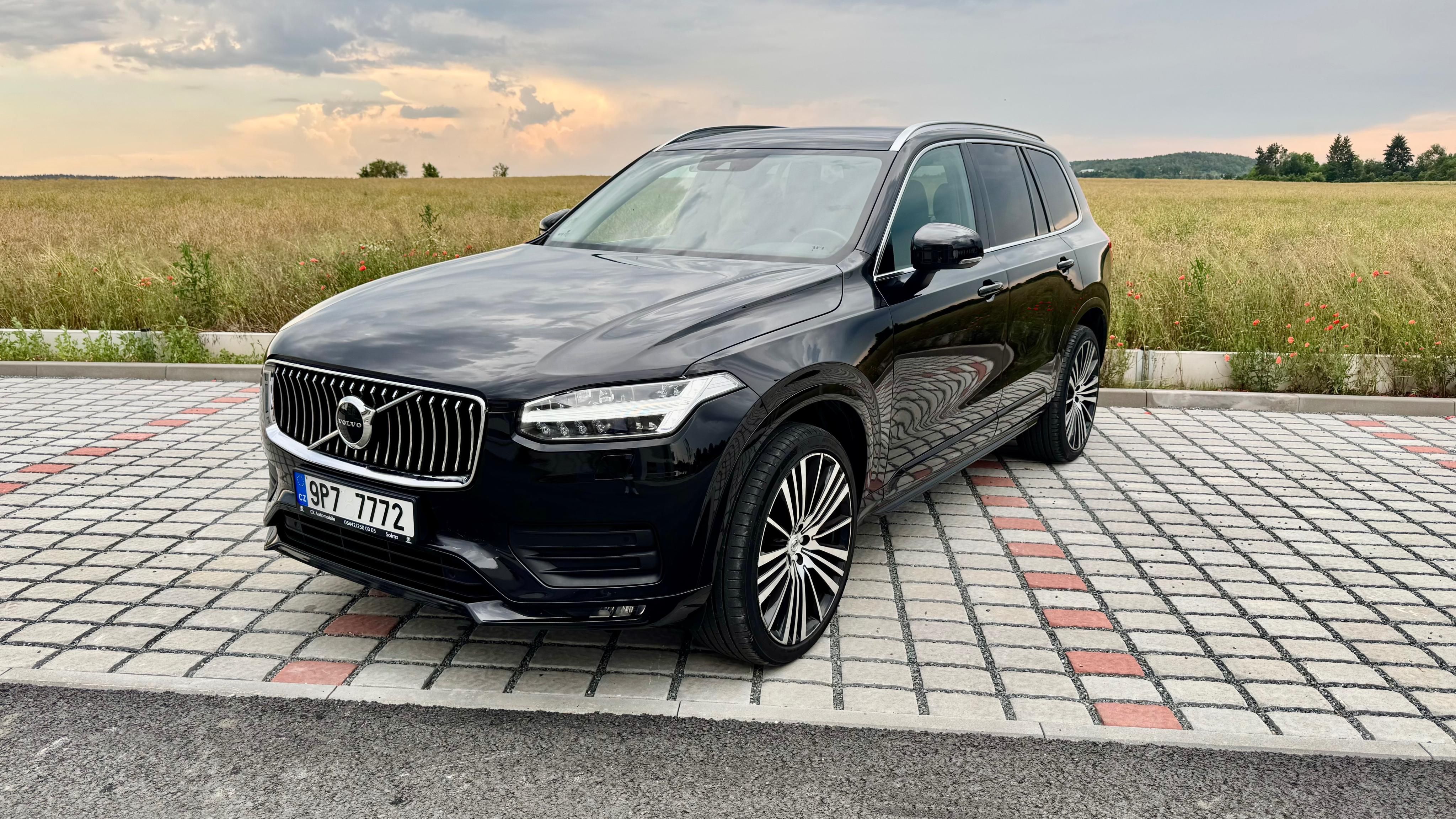 Volvo XC90, MomentumPro, Mild-Hybrid, AWD