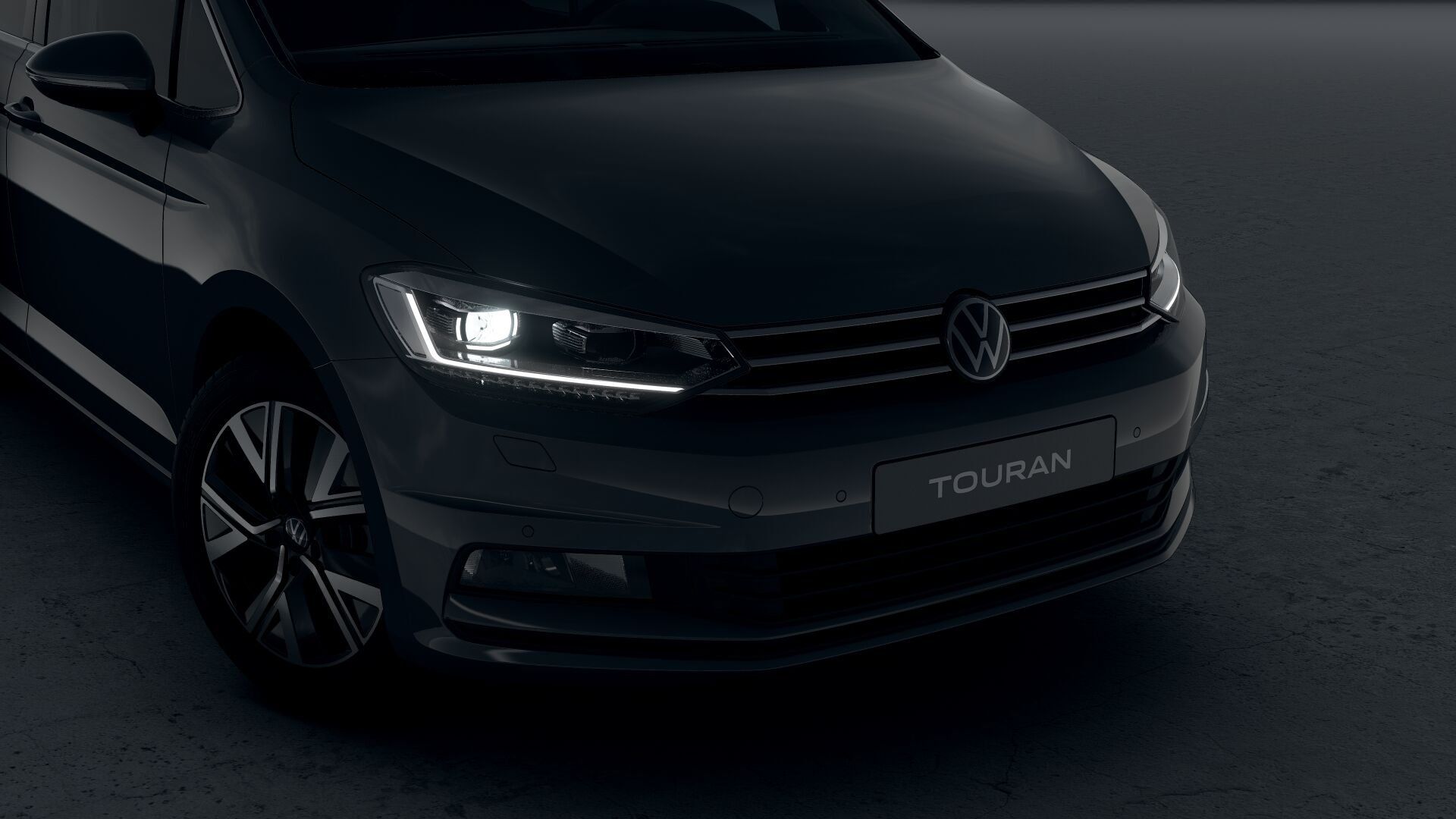 Volkswagen Touran, Touran People 1,5 TSI 110 kW - fotka 4