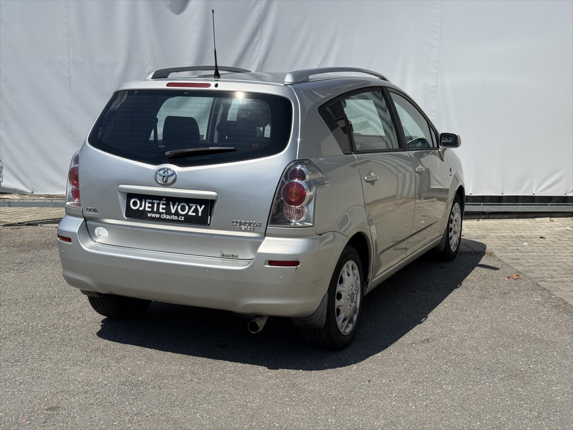 Toyota Corolla Verso, 1,8 - fotka 6
