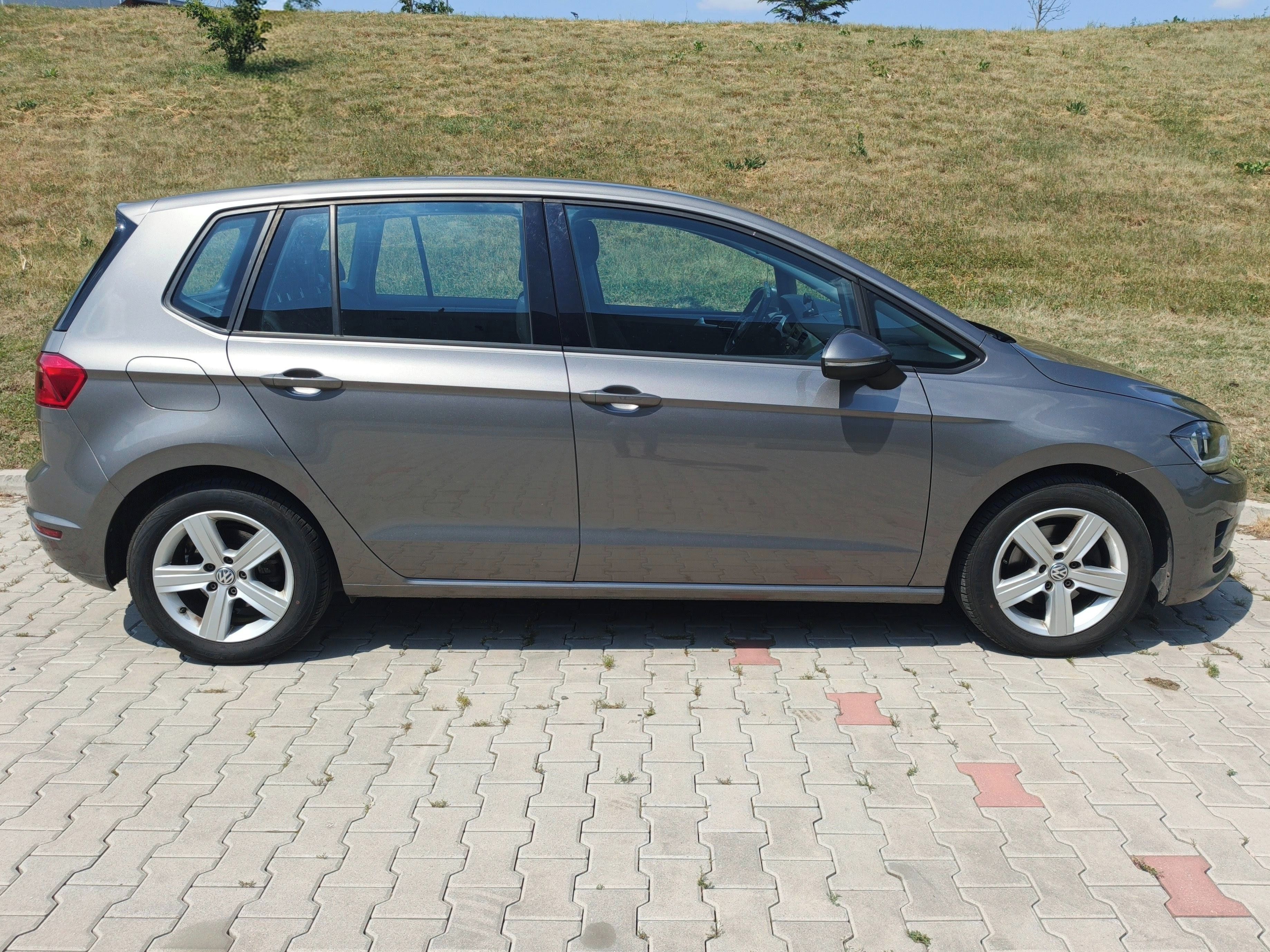 Volkswagen Golf Sportsvan, 1.4 TSi, servis, panorama - fotka 4