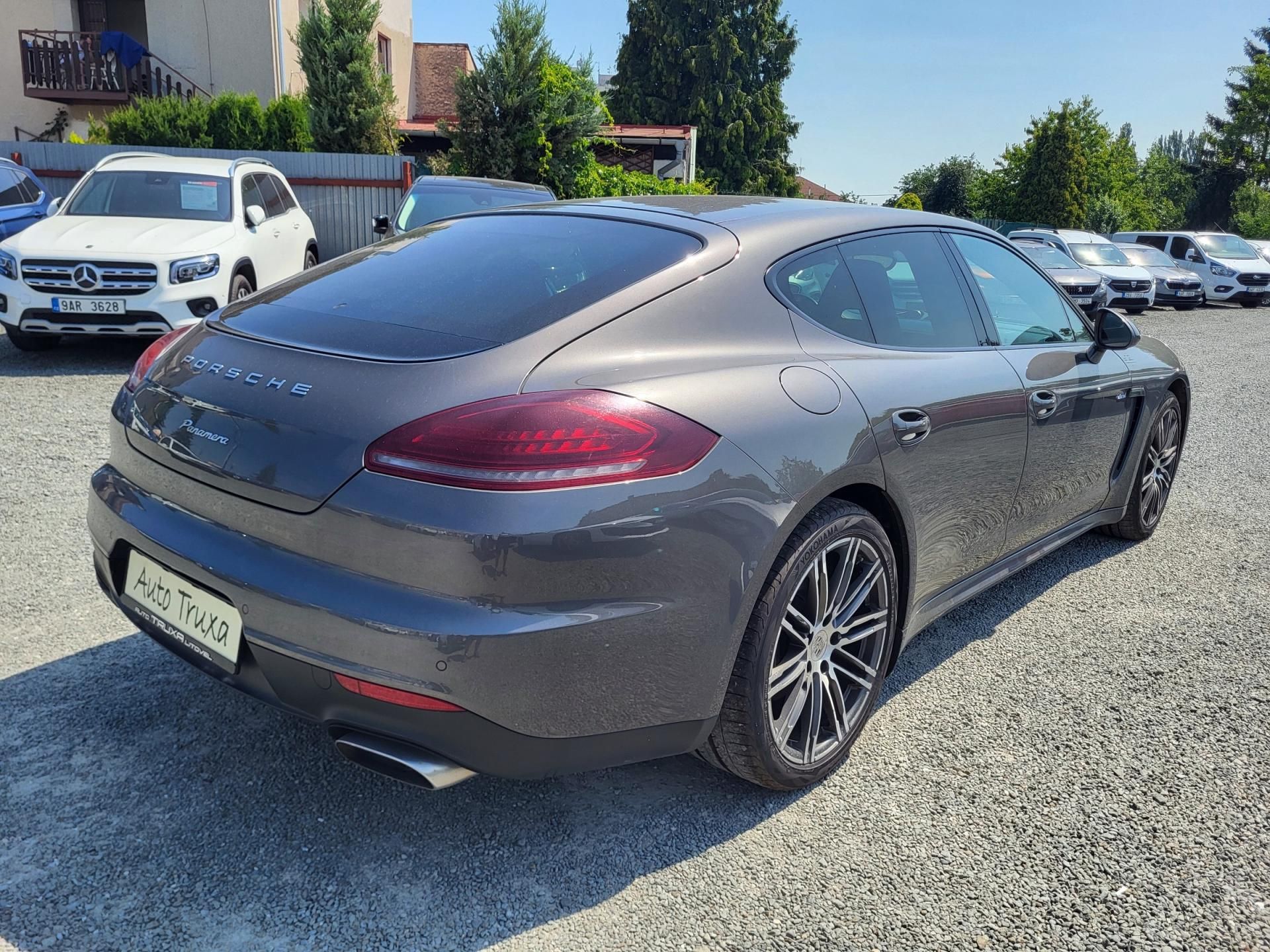 Porsche Panamera, Diesel 3.0 V6 221kW - fotka 4