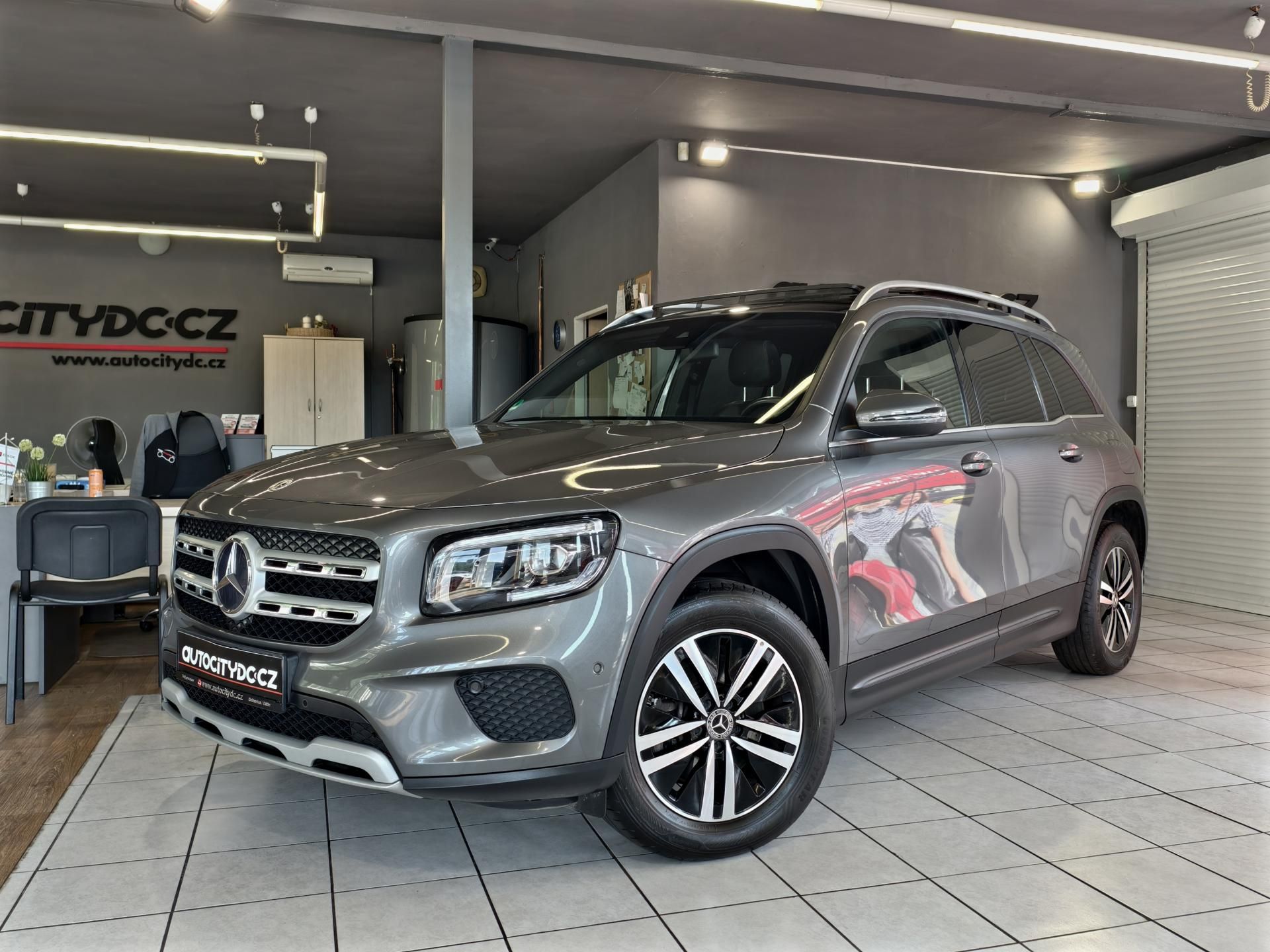 Mercedes-Benz GLB, 220 d 140kW, A/T, 7 MÍST, DPH - fotka 3