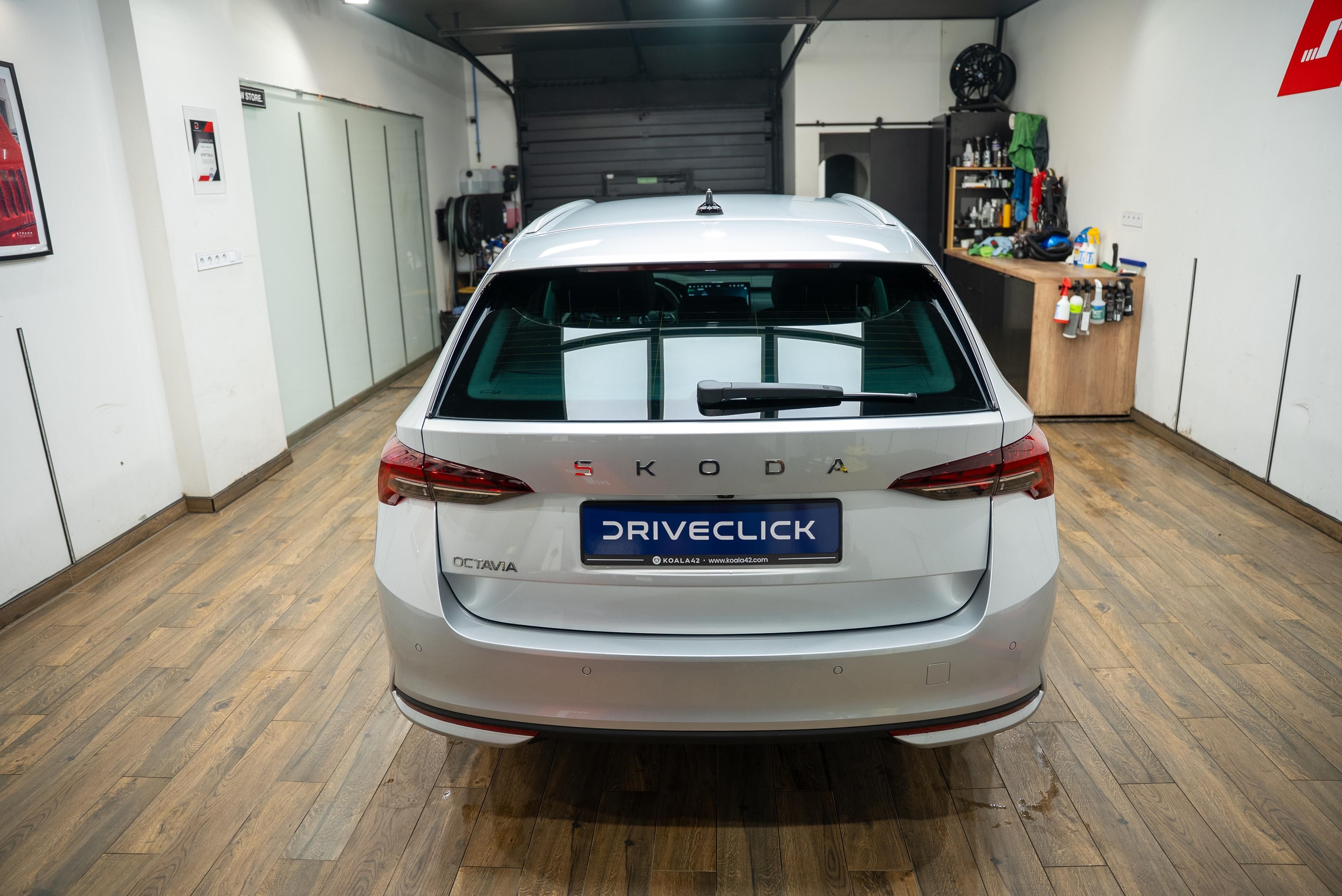Škoda Octavia, 2.0 TDI First Edition Ultimate - fotka 4