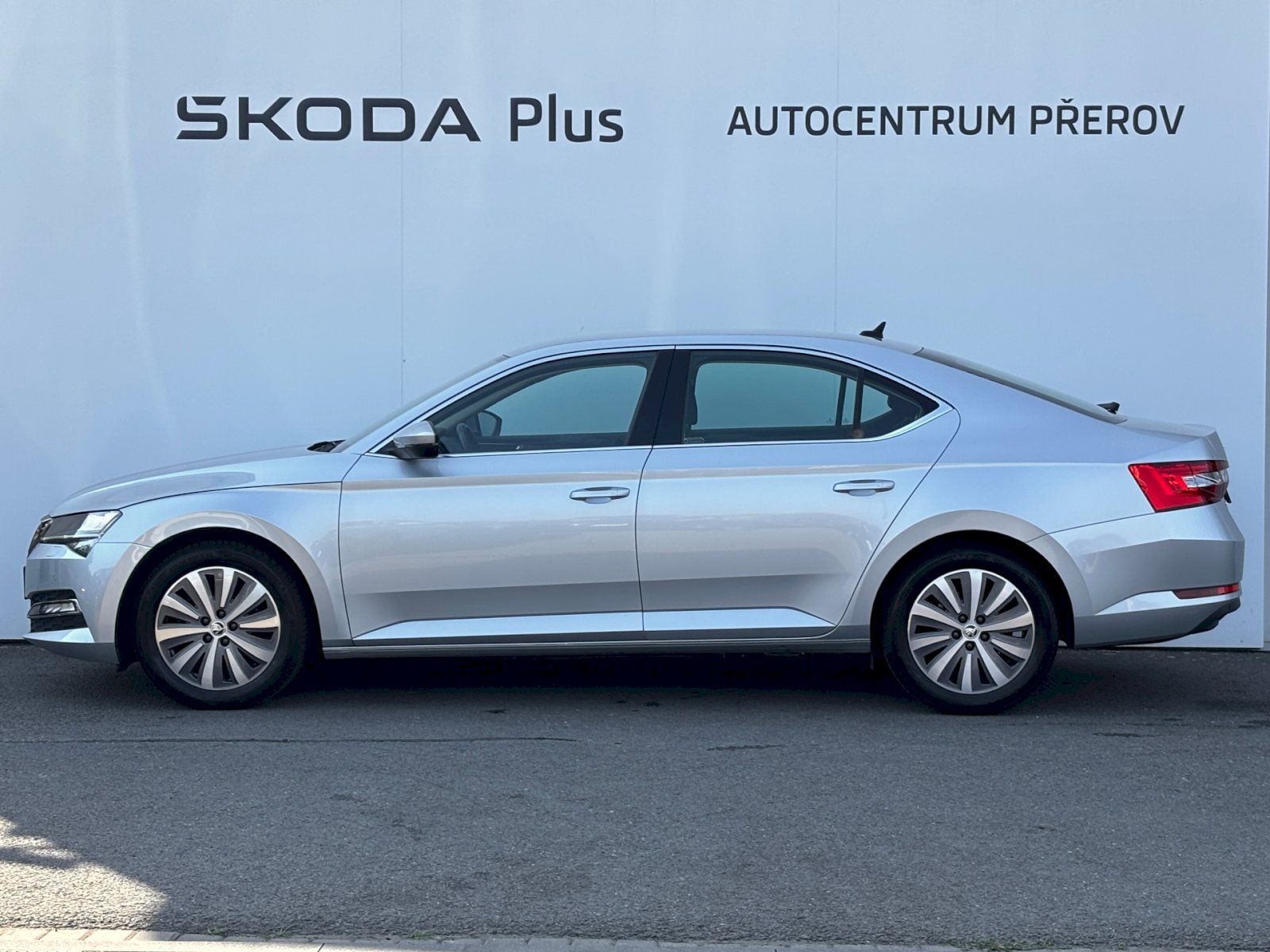 Škoda Superb, 2.0 TDI 110kW Style - fotka 3