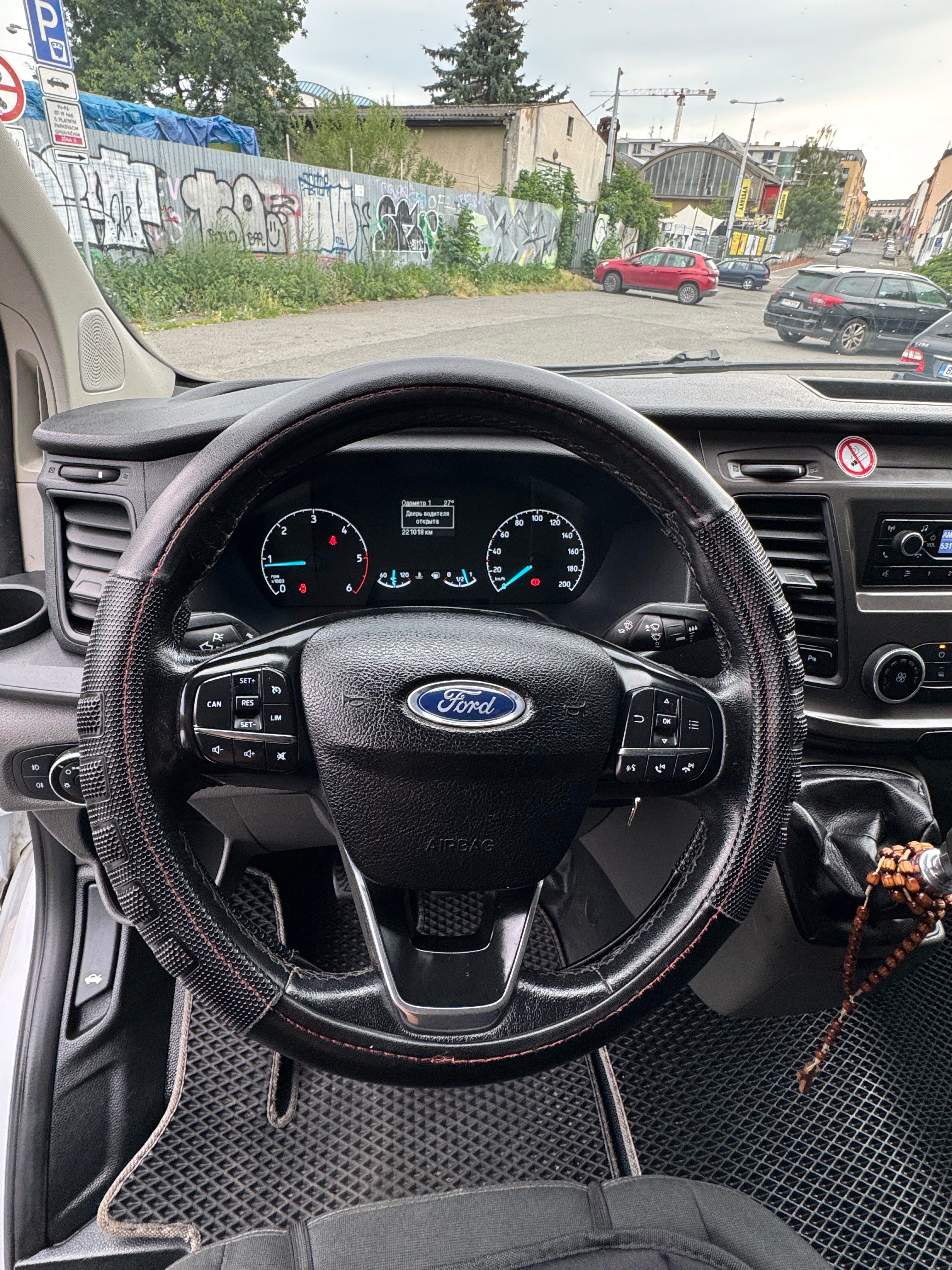 Ford Transit Custom, 2.0 96Kw - fotka 5