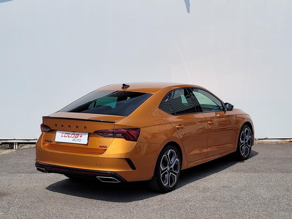 Škoda Octavia, RS 2.0 TSI 180 kW - fotka 2
