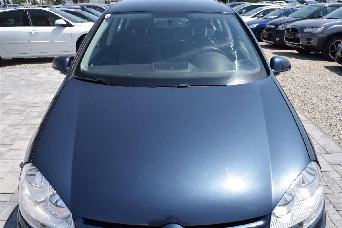 Volkswagen Golf, 1,4 i 59KW NOVÁ STK ALU KLIMA - fotka 3
