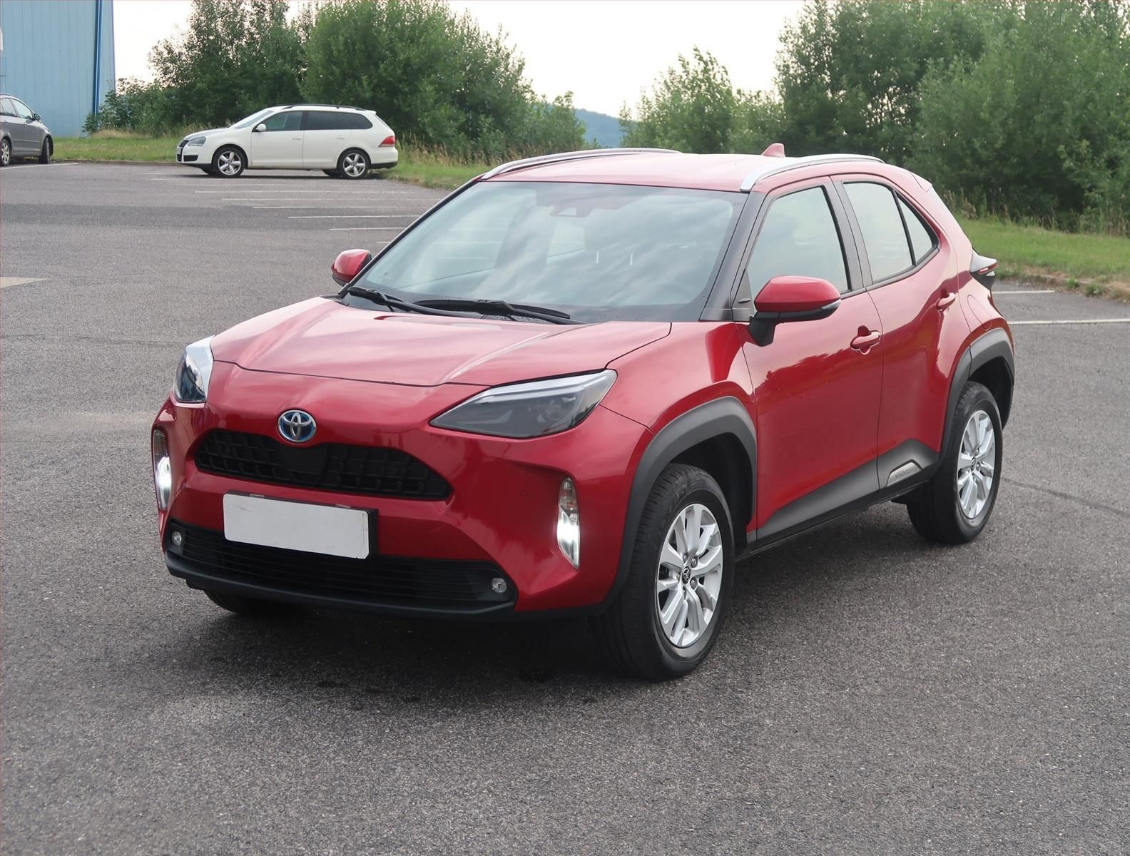 Toyota Yaris Cross, 1.5 VVT-iE, 4X4, Automat, ČR - fotka 2