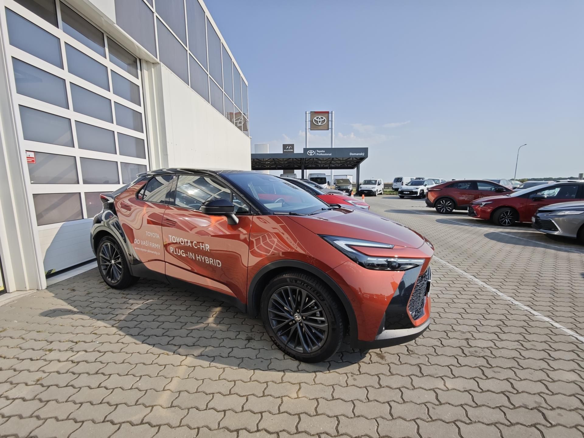 Toyota C-HR, 2.0L PHEV CVT Tokyo Edition - fotka 3