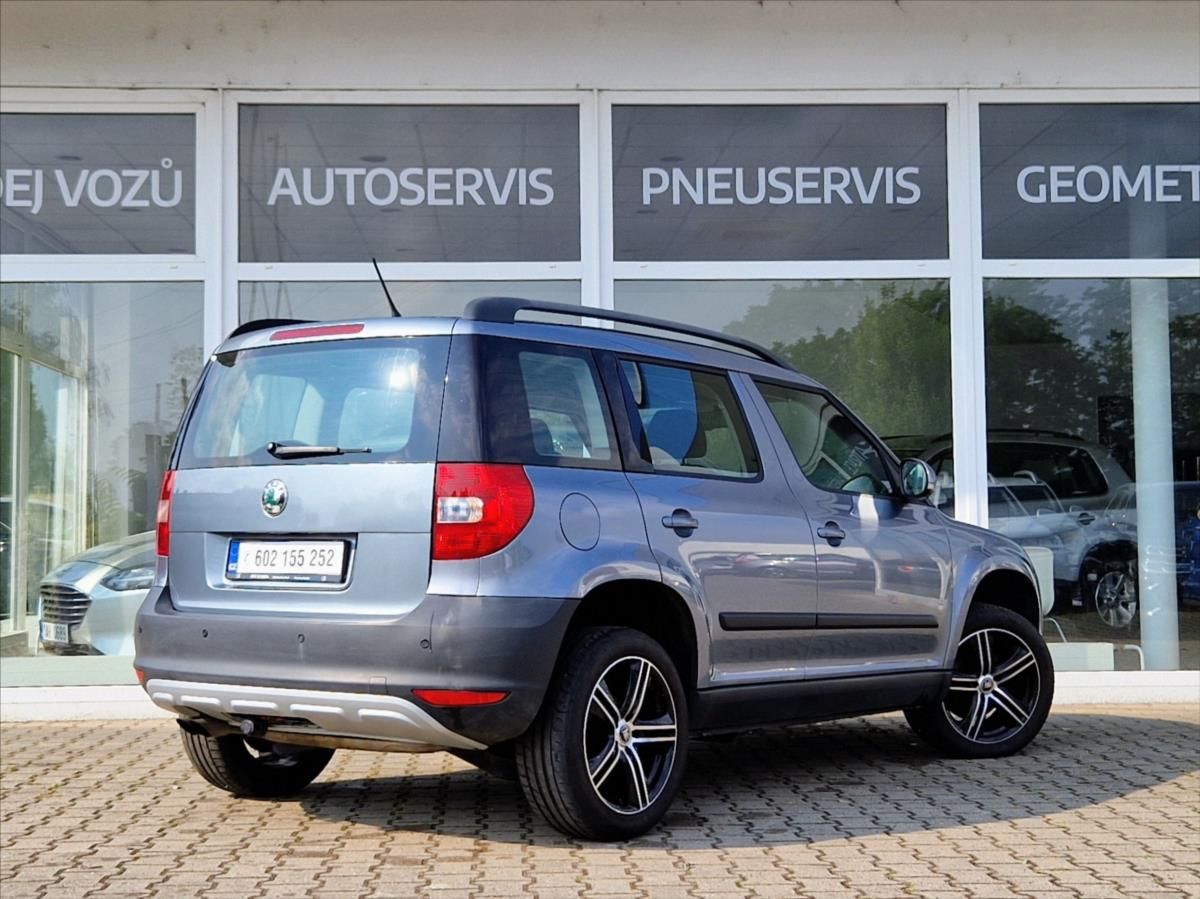 Škoda Yeti, 2,0 TDI 4X4 AC NAVI VÝHŘEVY - fotka 5