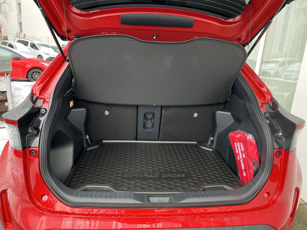 Toyota Yaris Cross, 1.5 HEV Style (2x4) - fotka 6