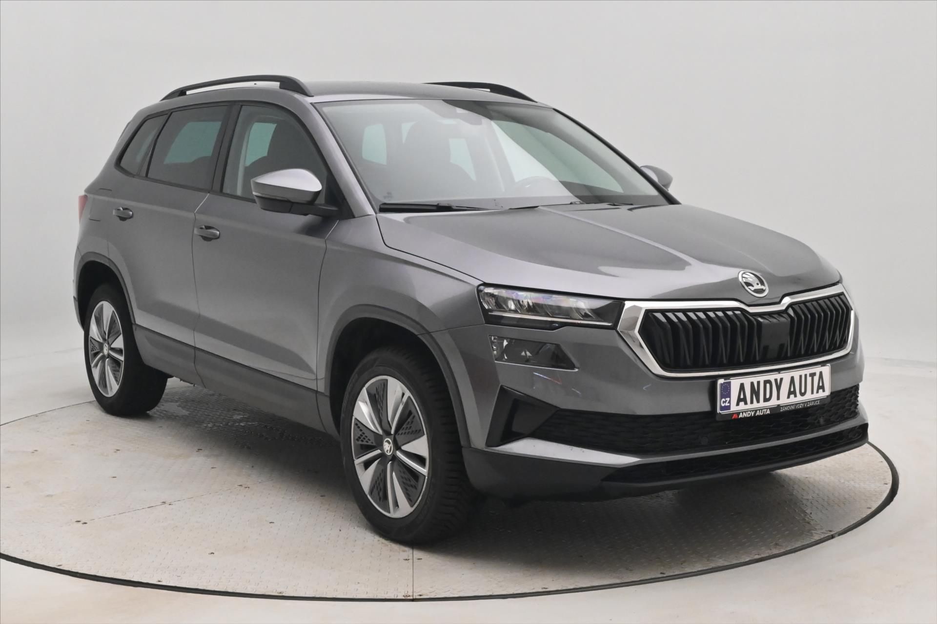 Škoda Karoq, 2,0 TDI 85kW DSG Ambition VŮZ - fotka 3