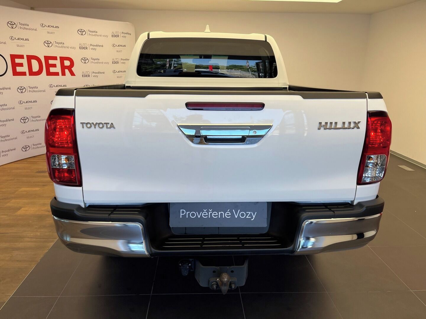 Toyota Hilux, Double Cab - 2.8L Diesel - 6 - fotka 5