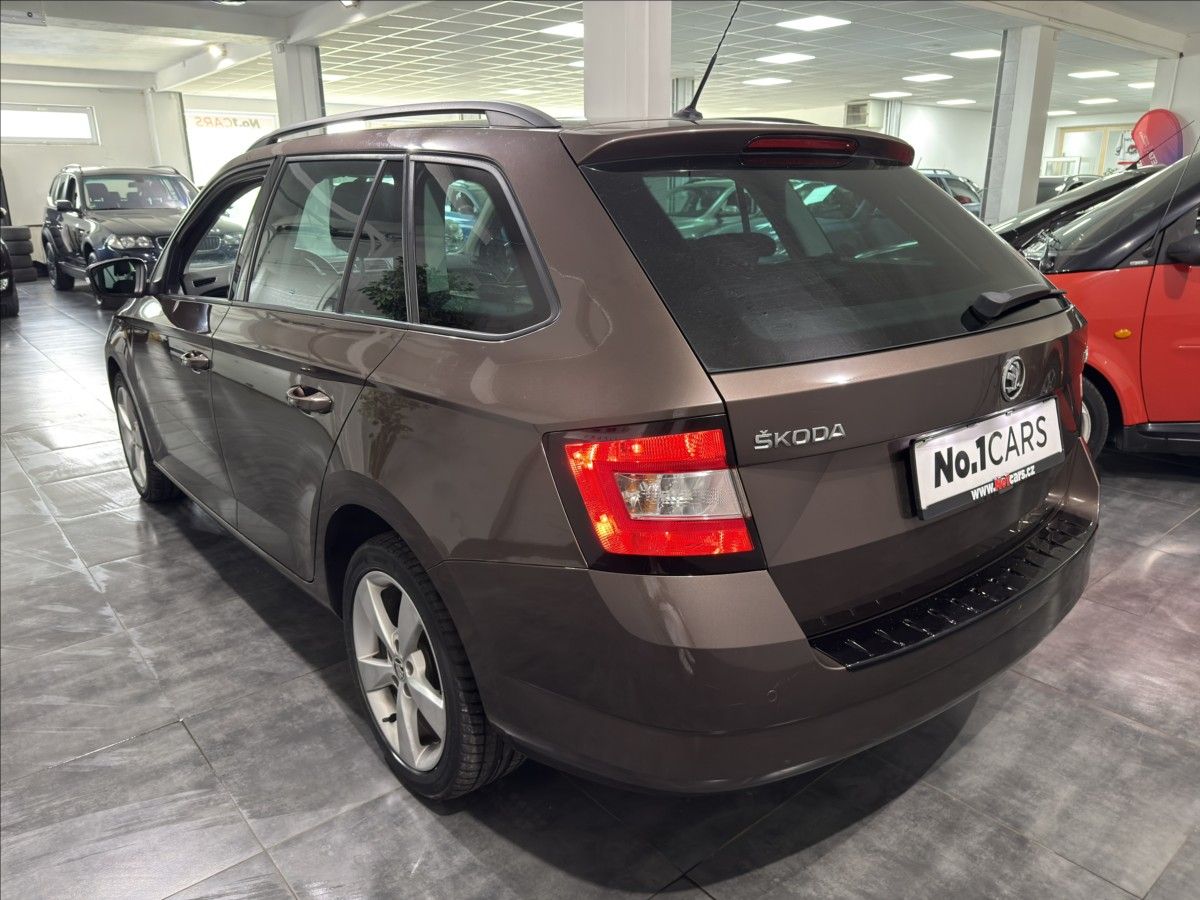 Škoda Fabia, 1,2   TSI VÝHŘEV TEMPOMAT - fotka 4