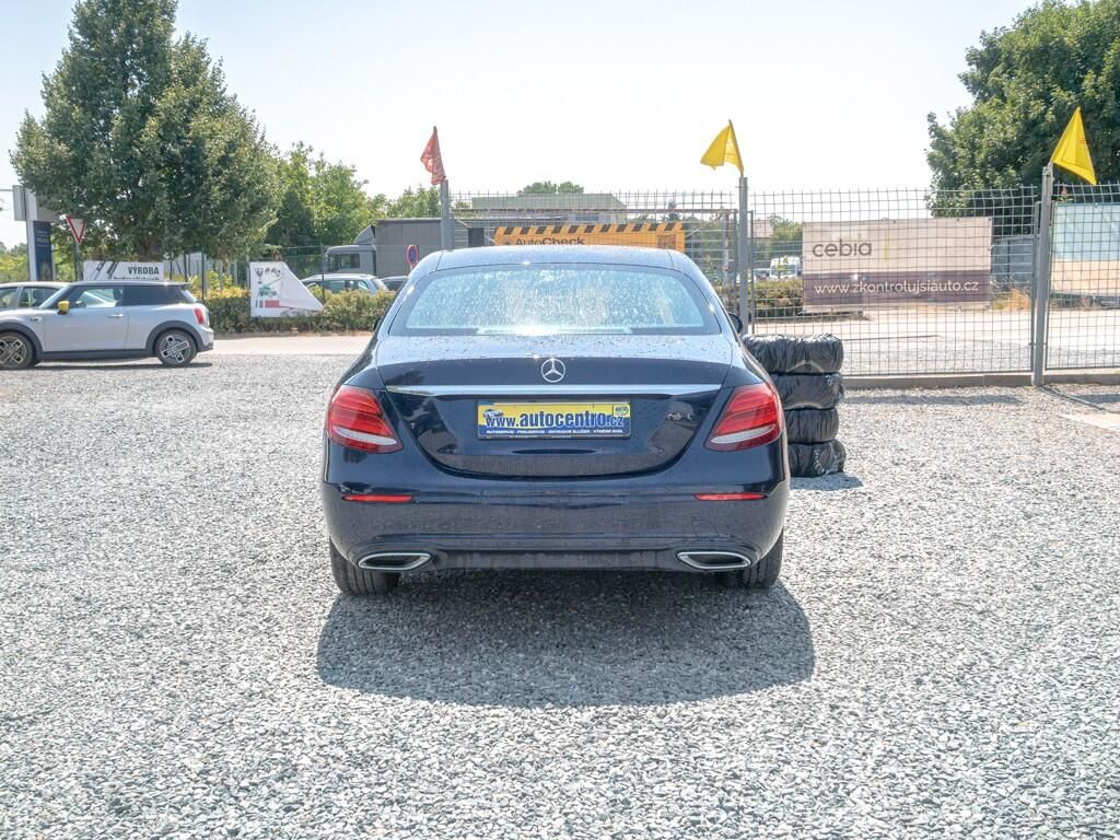 Mercedes-Benz Třídy E, ČR 220CDI 143KW 4x4 – 2x PNEU - fotka 6